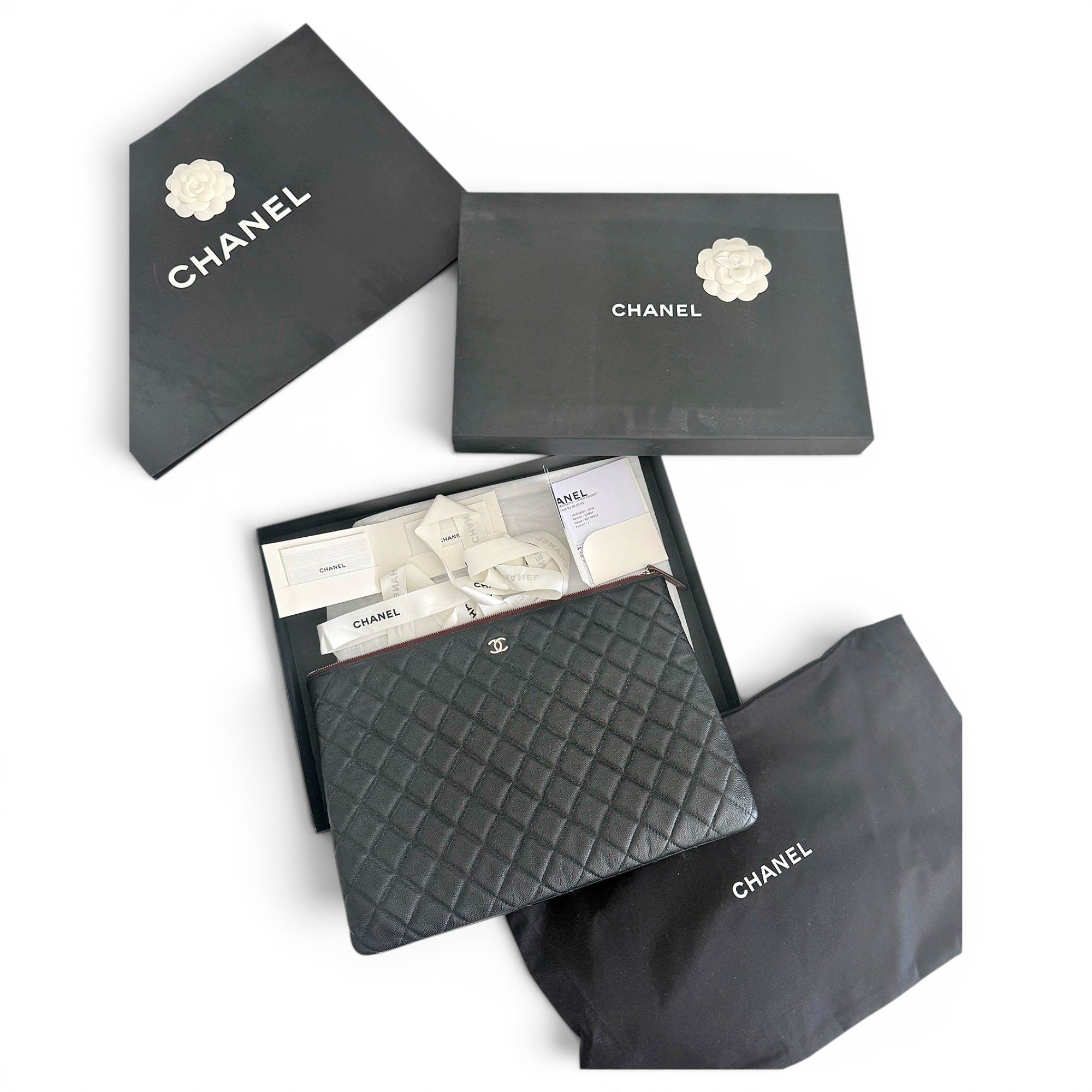 Timeless/Classique leather clutch bag
