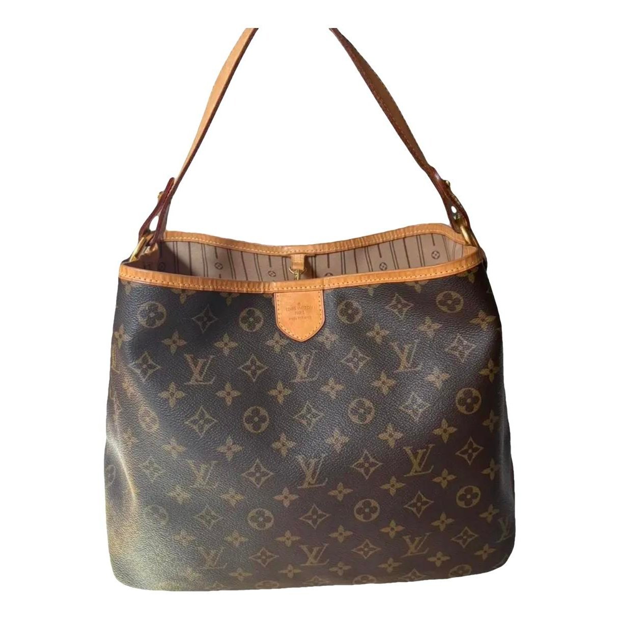 Delightful leather handbag