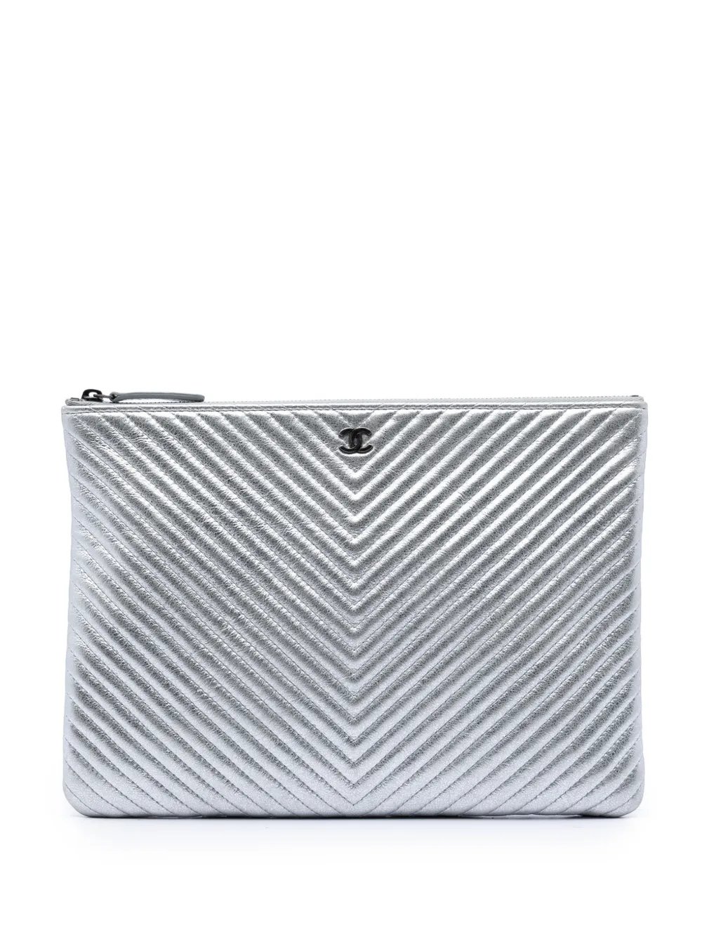 2016-2017 Medium Chevron Metallic Calfskin O Case clutch bag