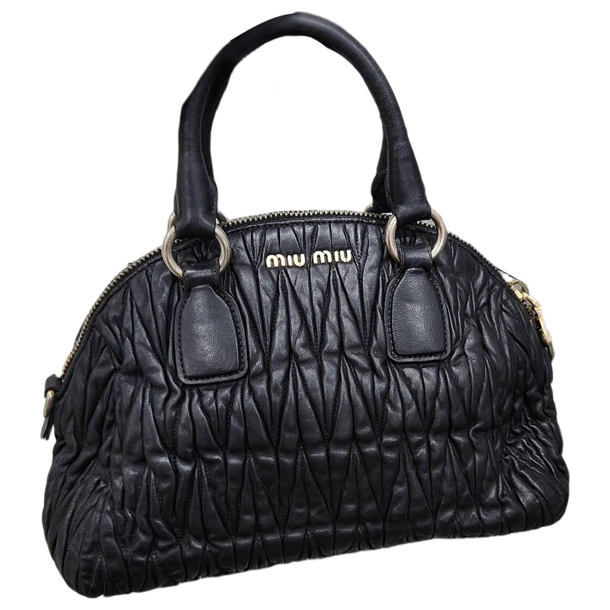 Matelassé leather handbag
