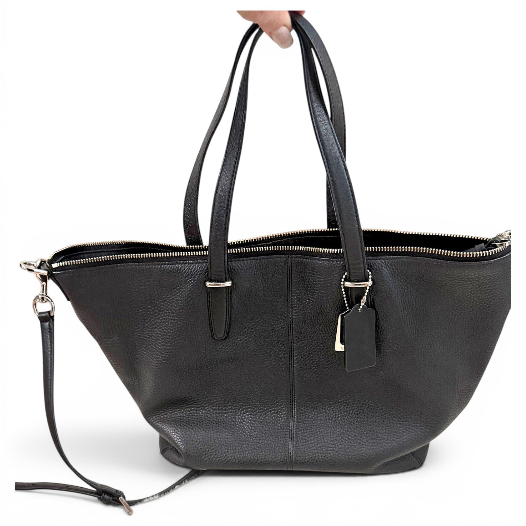 Leather tote