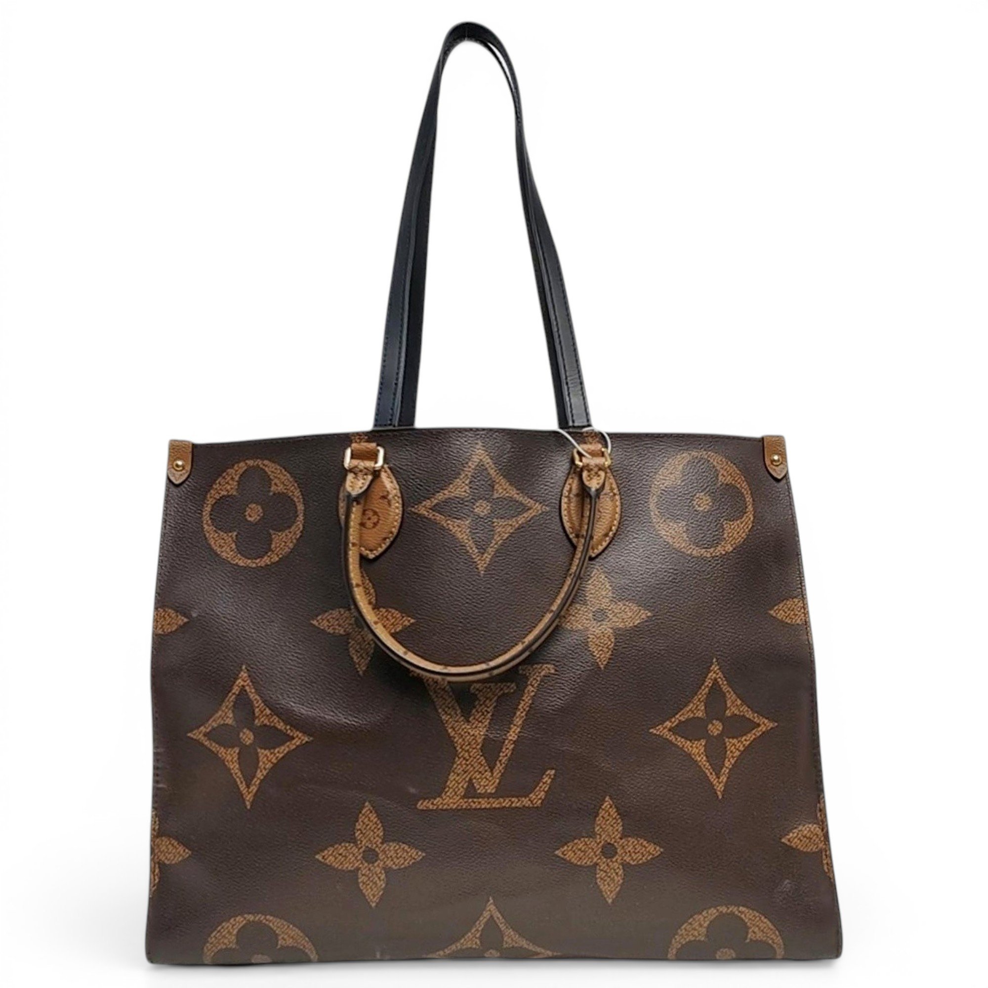 Onthego leather handbag
