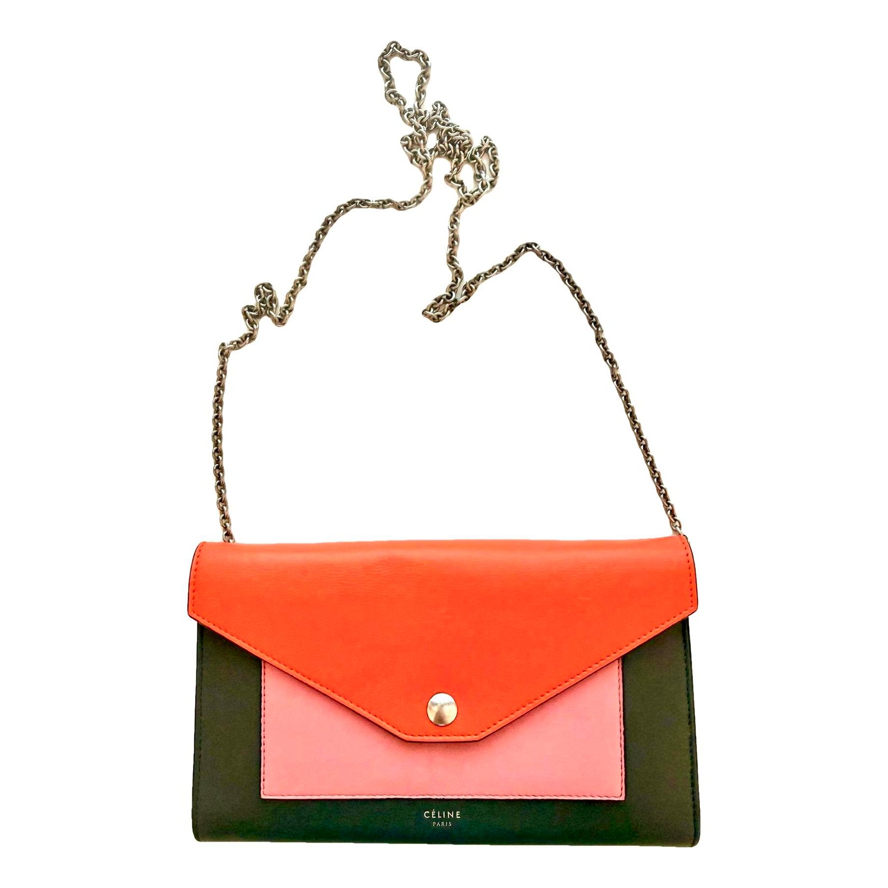 Pocket leather handbag