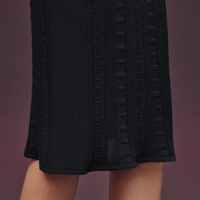 Noir Straight Skirt