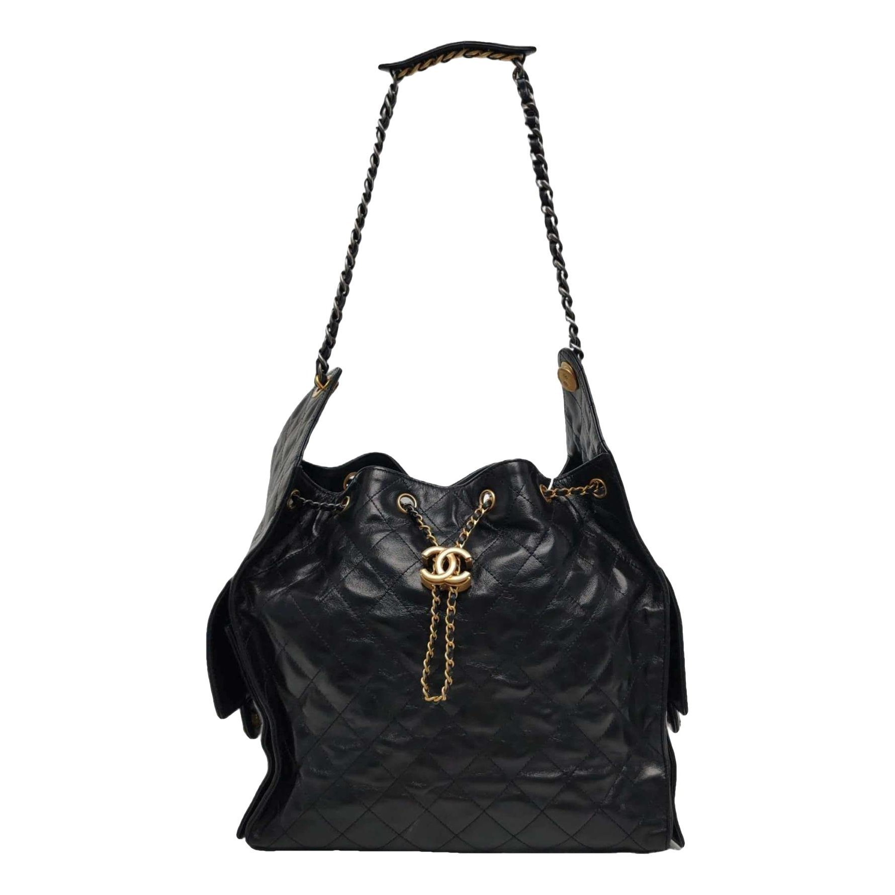 Chanel 25 leather handbag