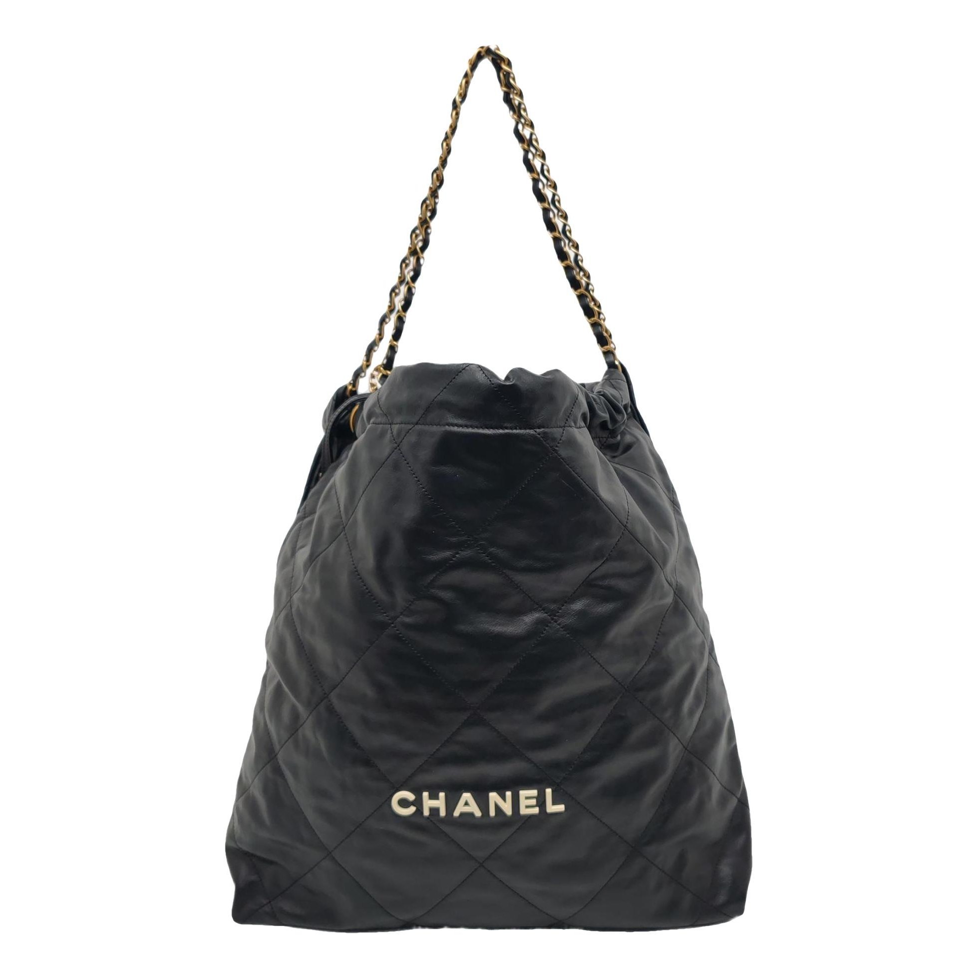Chanel 22 leather handbag