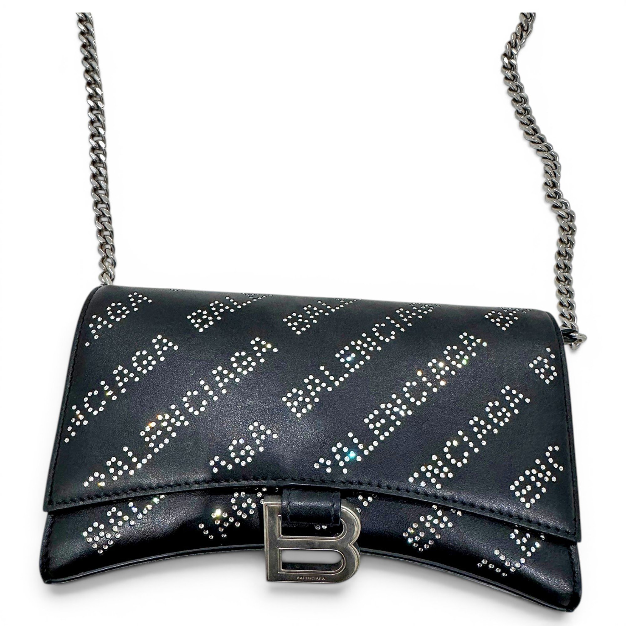 Downtown Chain leather crossbody bag