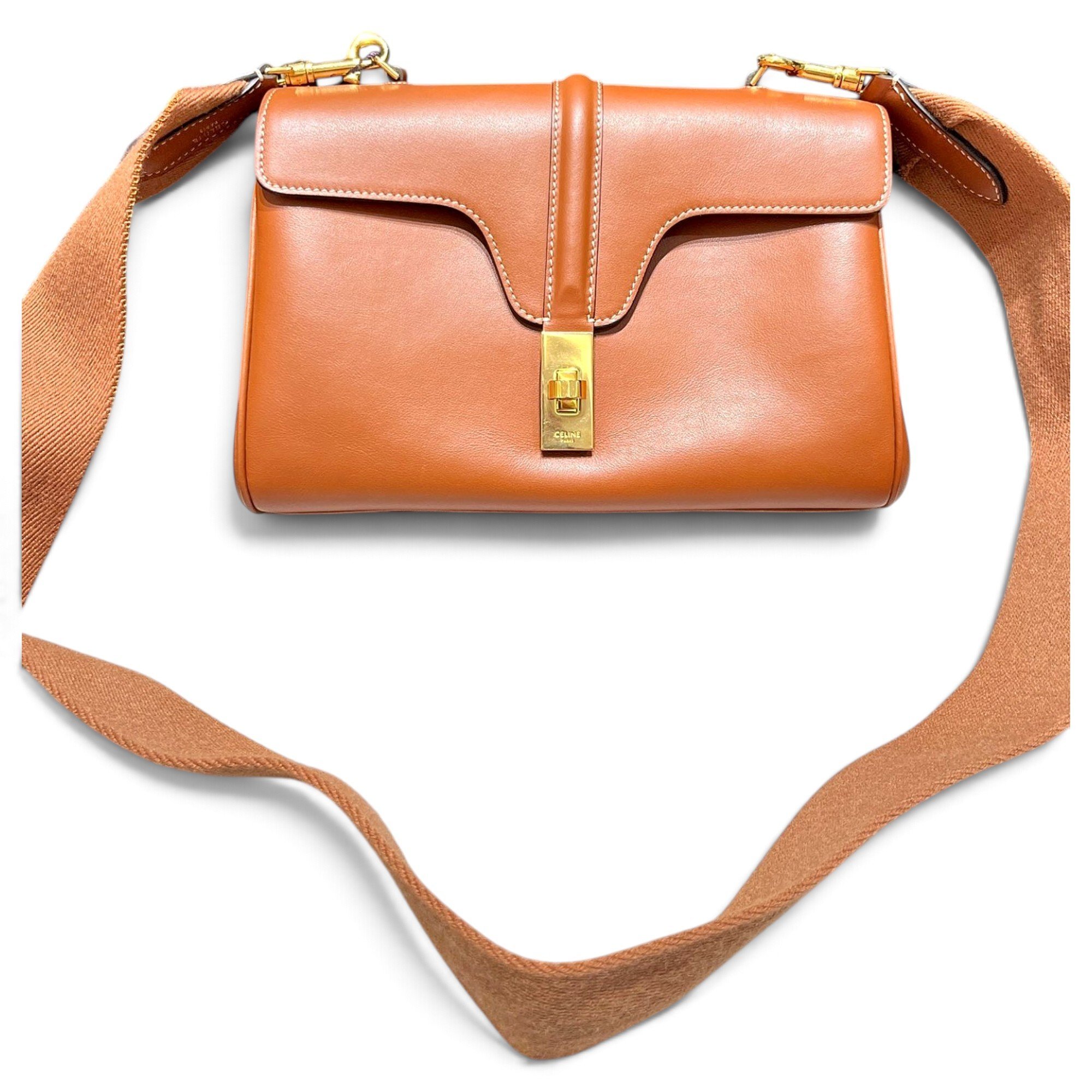 Sac 16 leather handbag