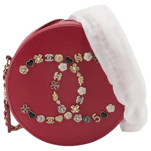 Chanel 19 leather crossbody bag
