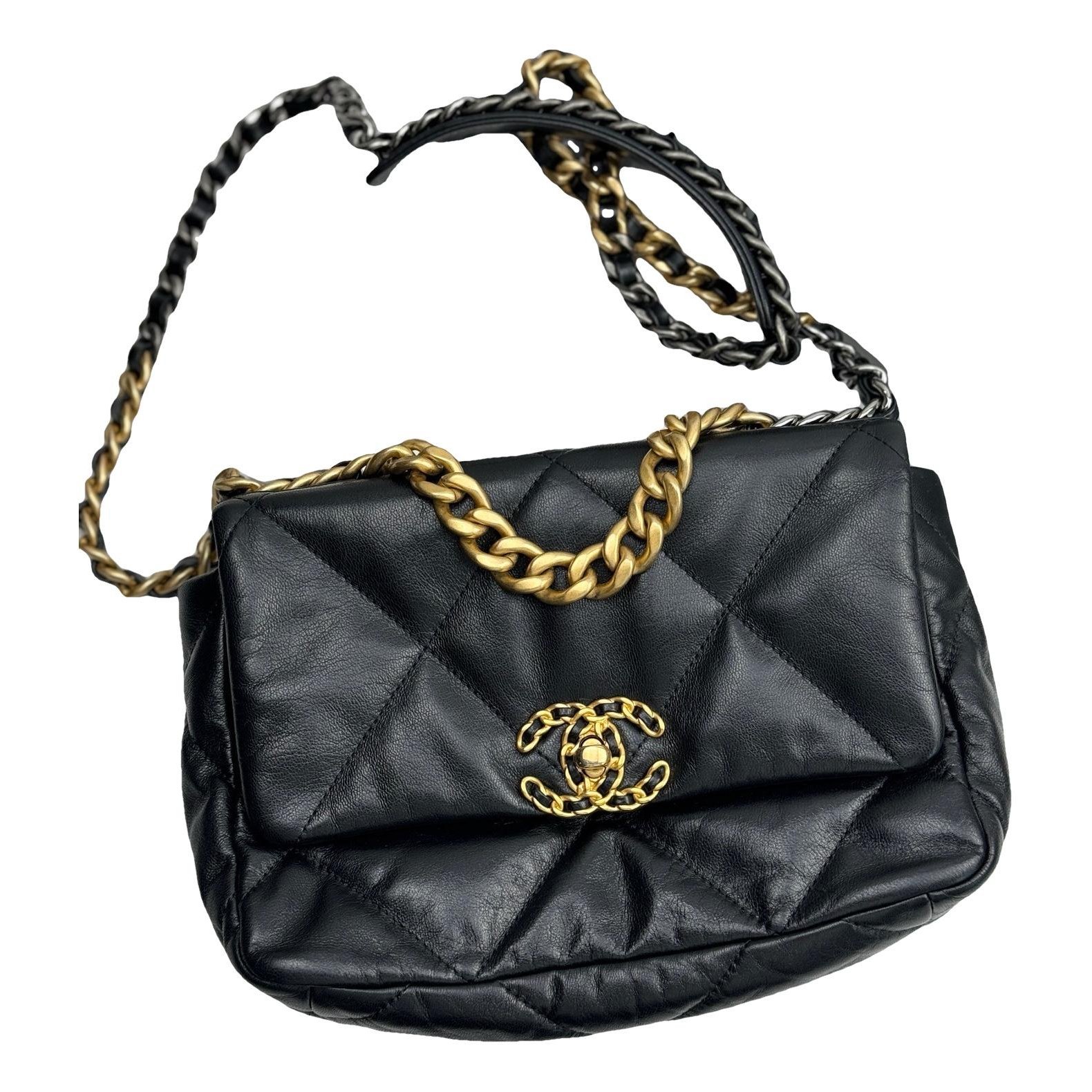 Chanel 19 leather handbag