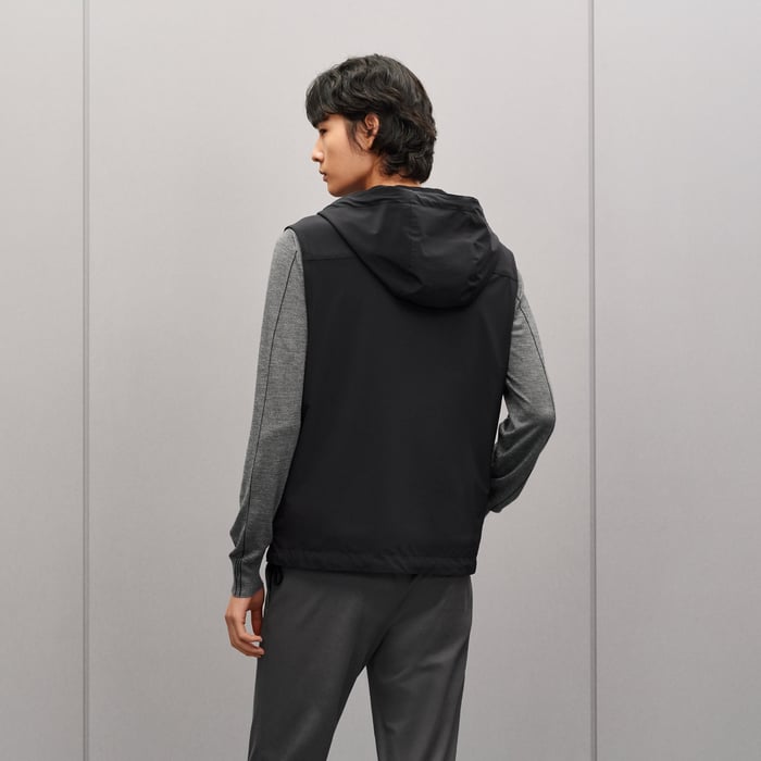 Noir Reversible Hooded Vest