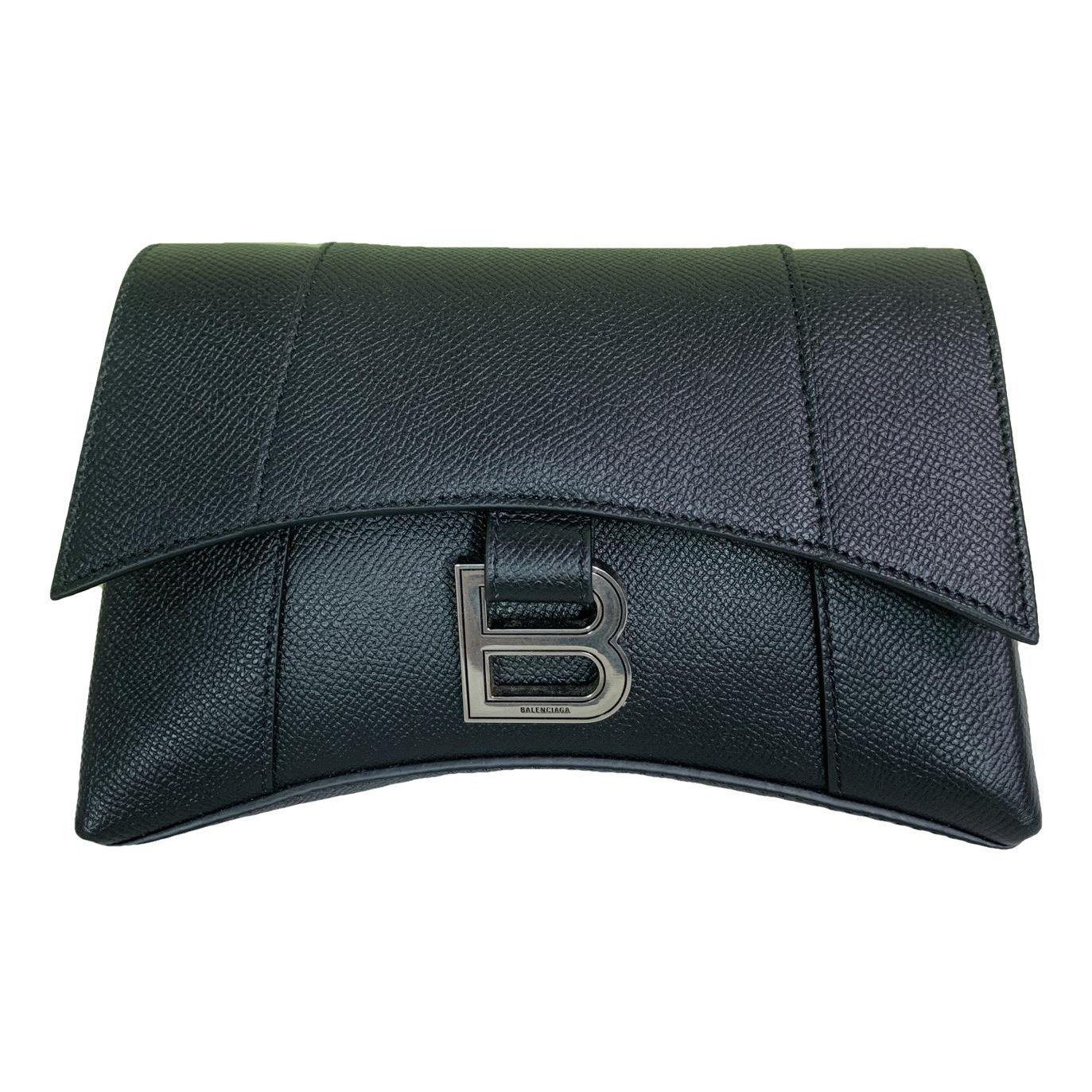 Downtown leather handbag
