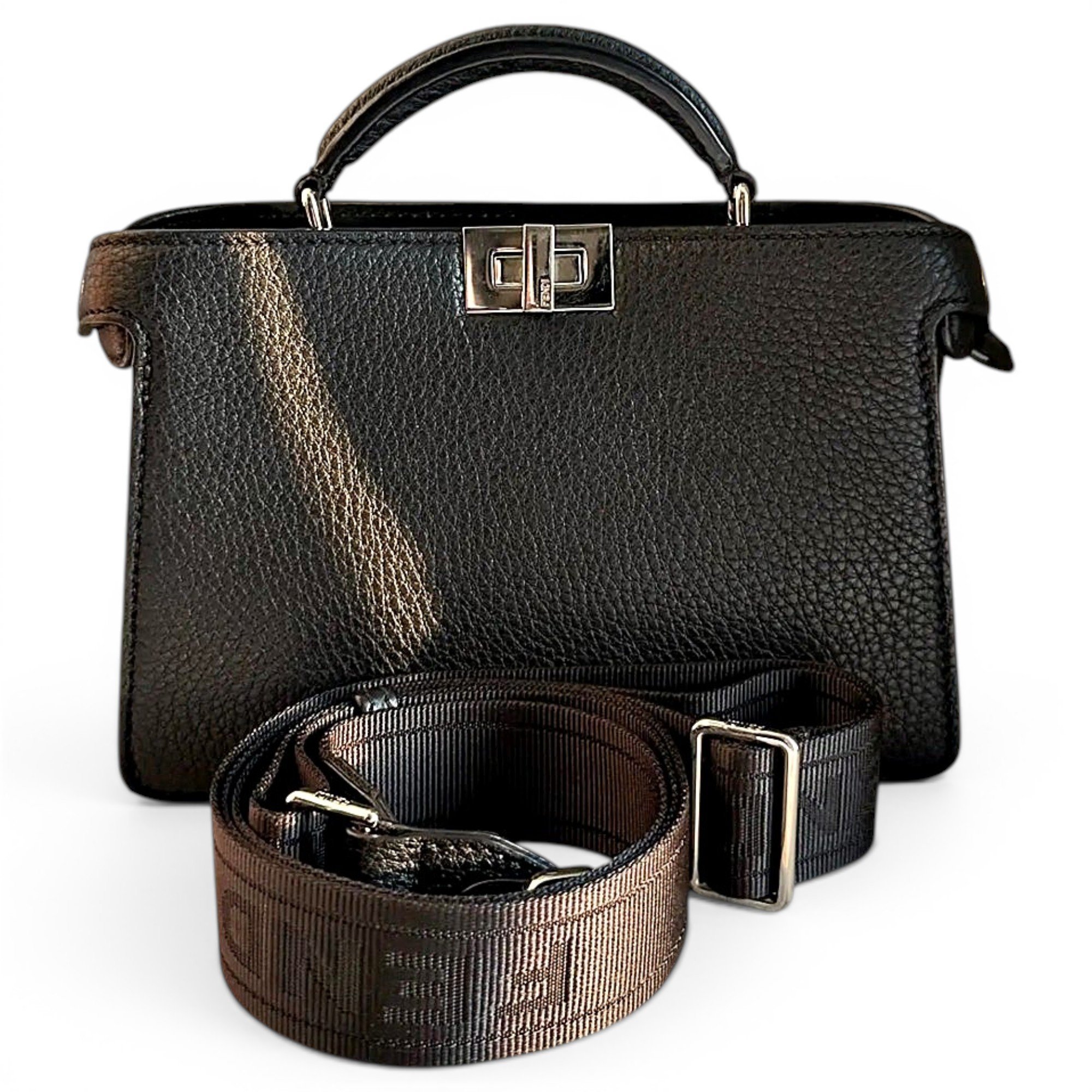 Peekaboo IseeU leather crossbody bag