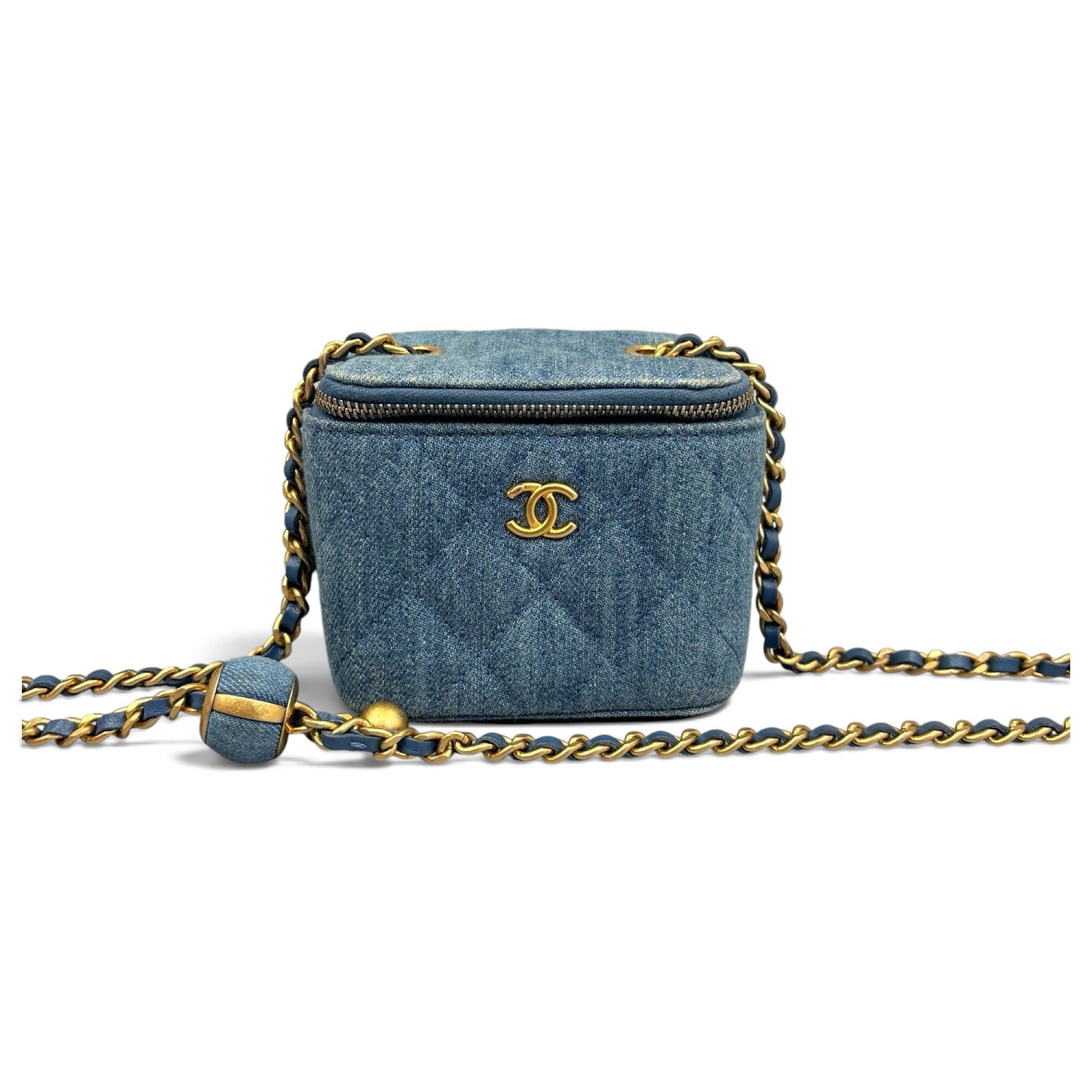 Trendy CC Vanity cloth mini bag