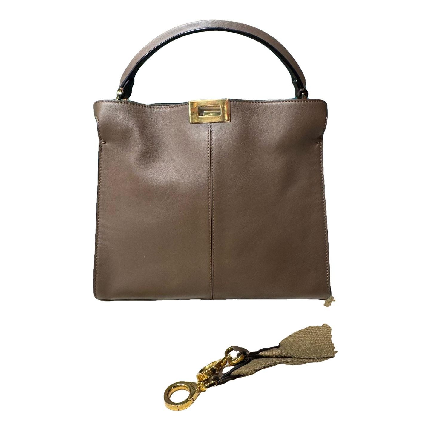 Peekaboo Essentially leather handbag