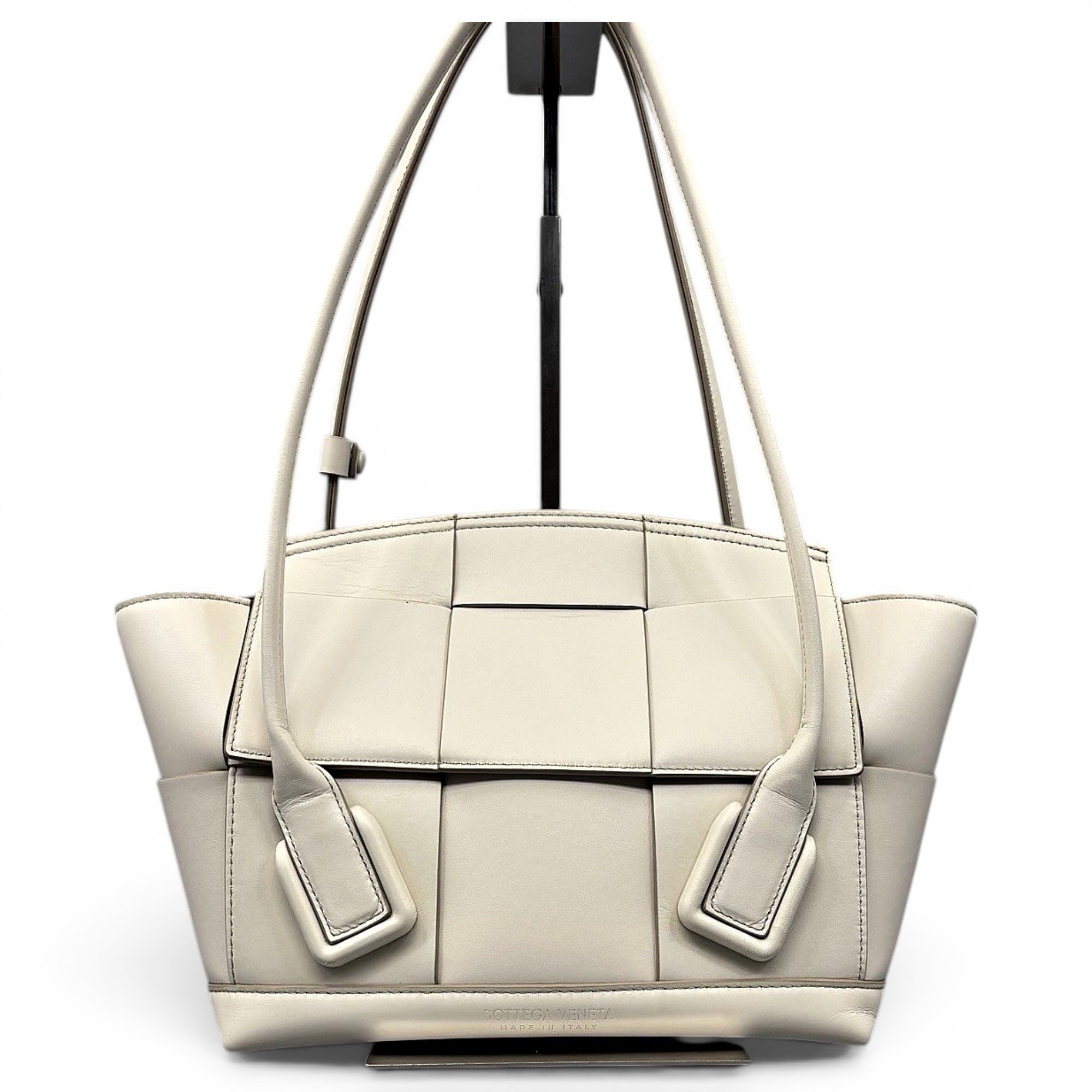 Arco leather handbag