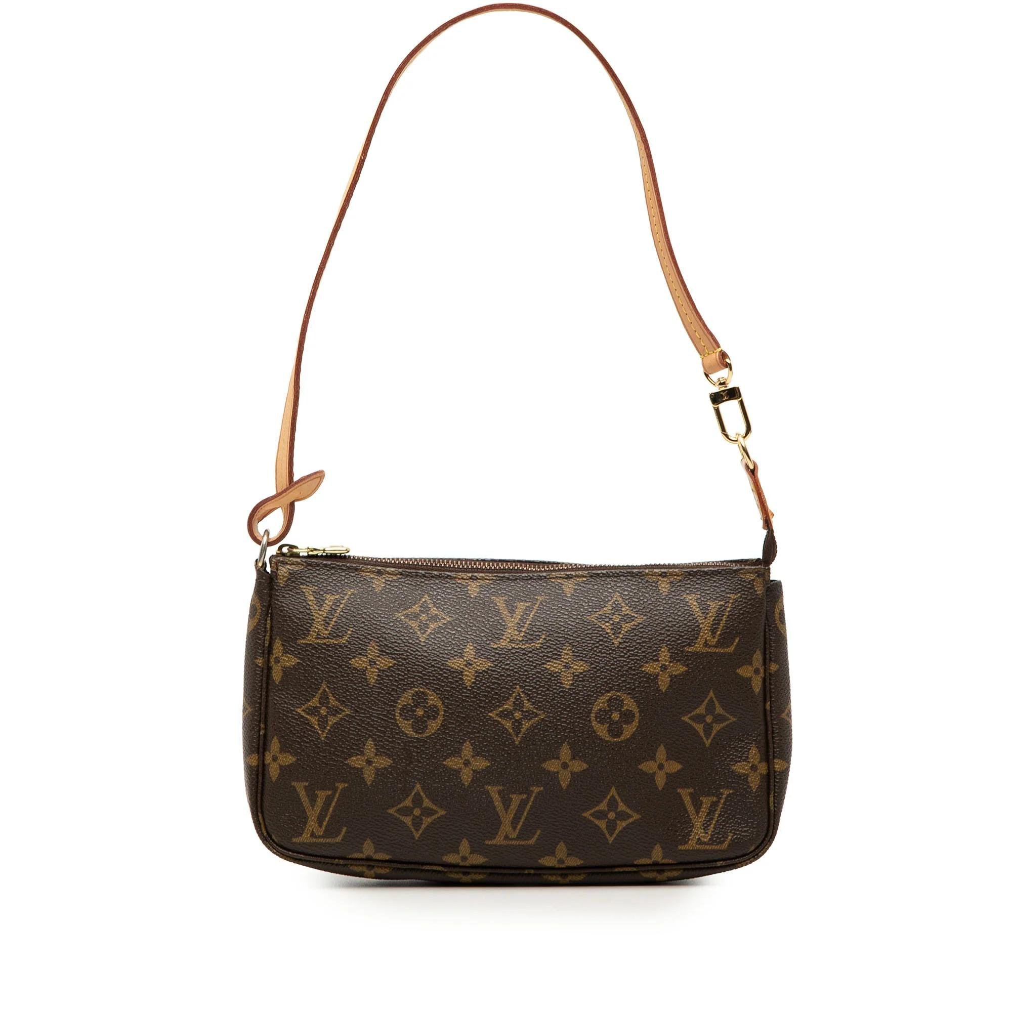 Pochette Accessoire leather handbag
