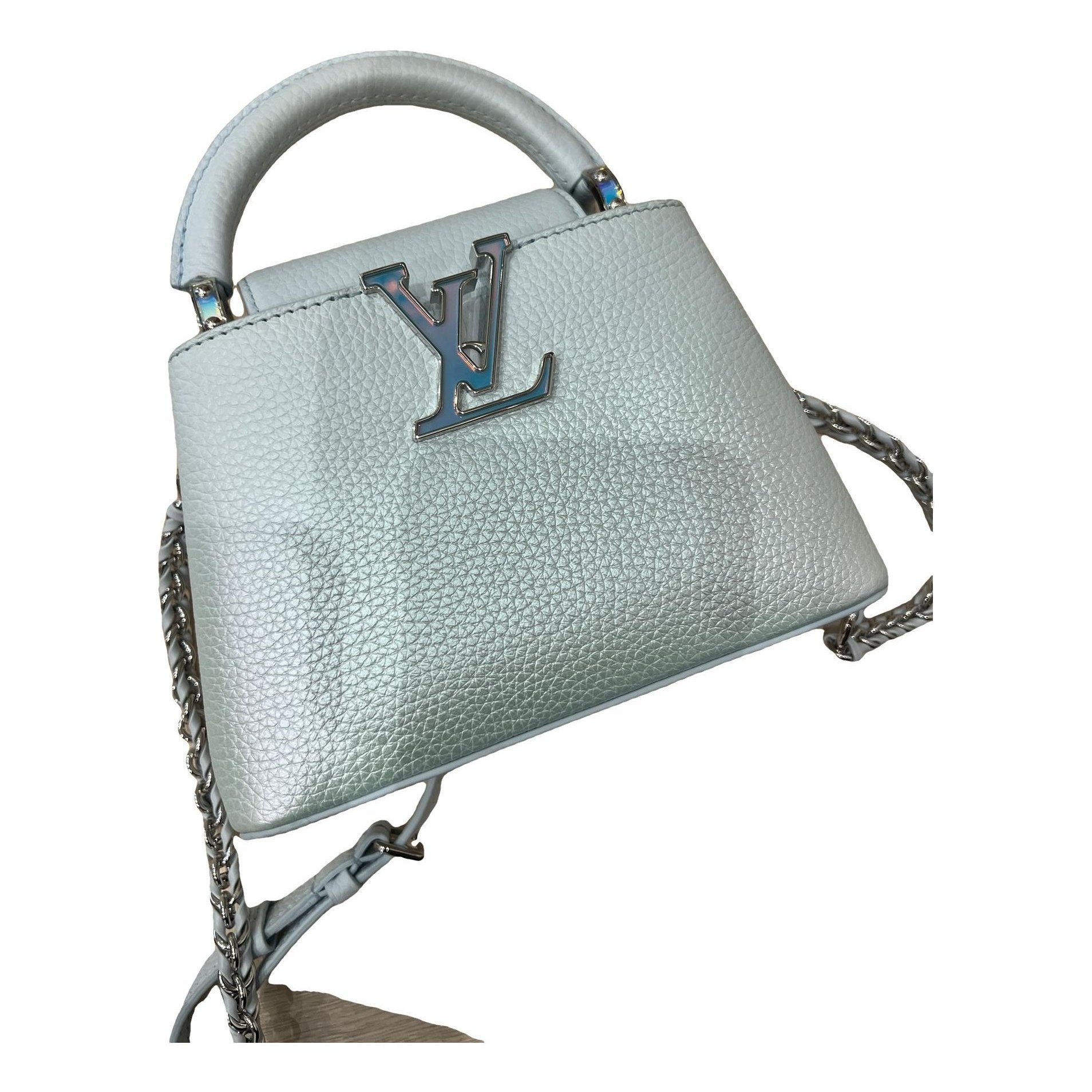 Capucines leather handbag