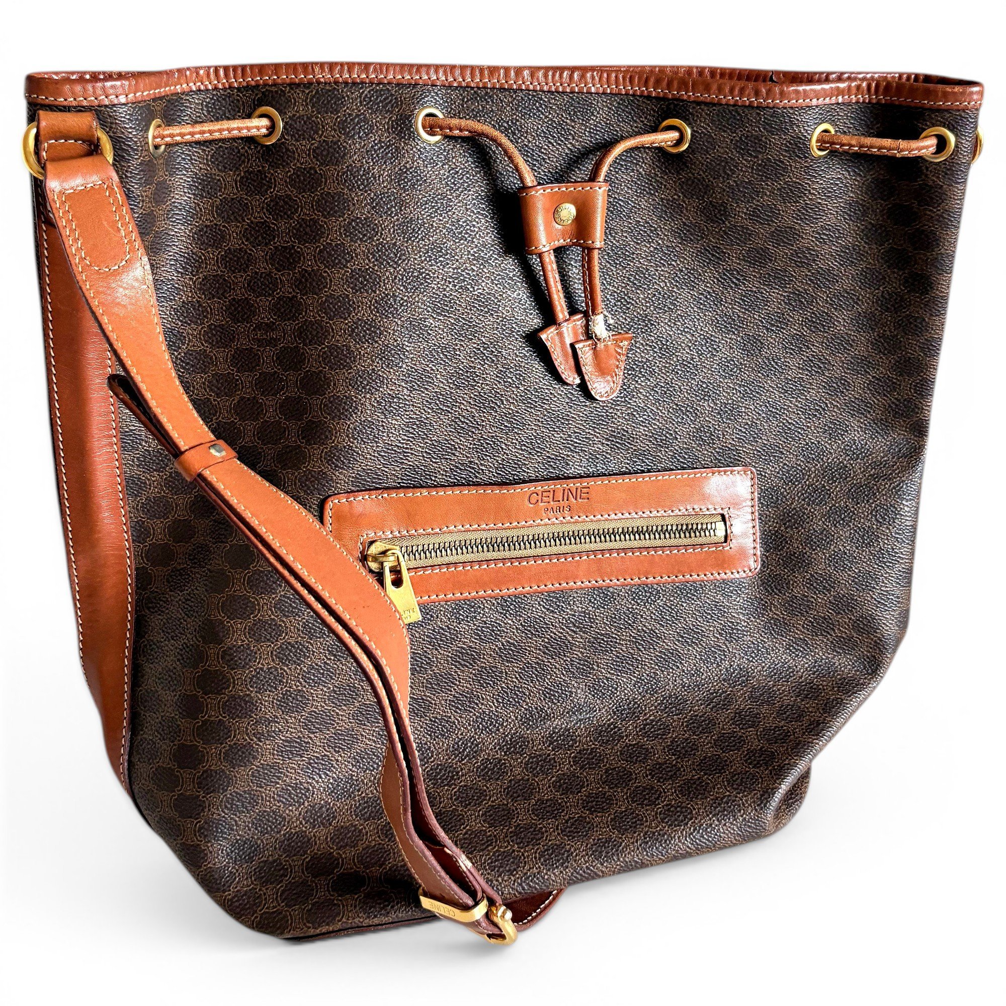 SAC SEAU leather crossbody bag