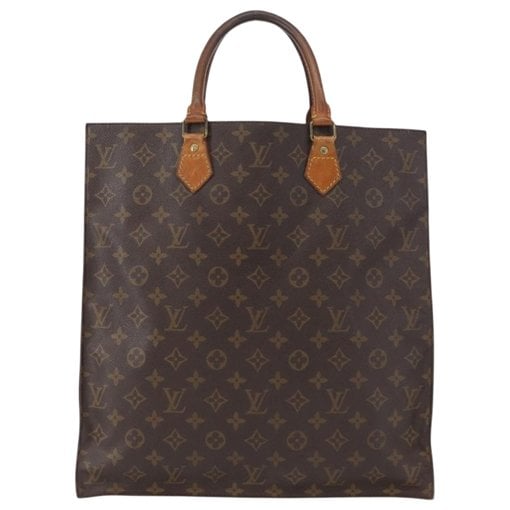 Plat leather handbag