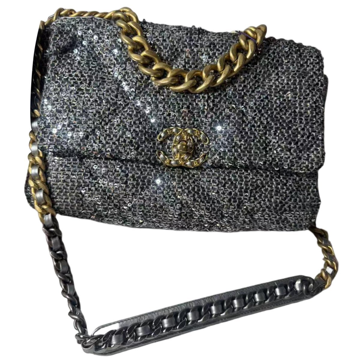 Chanel 19 tweed handbag