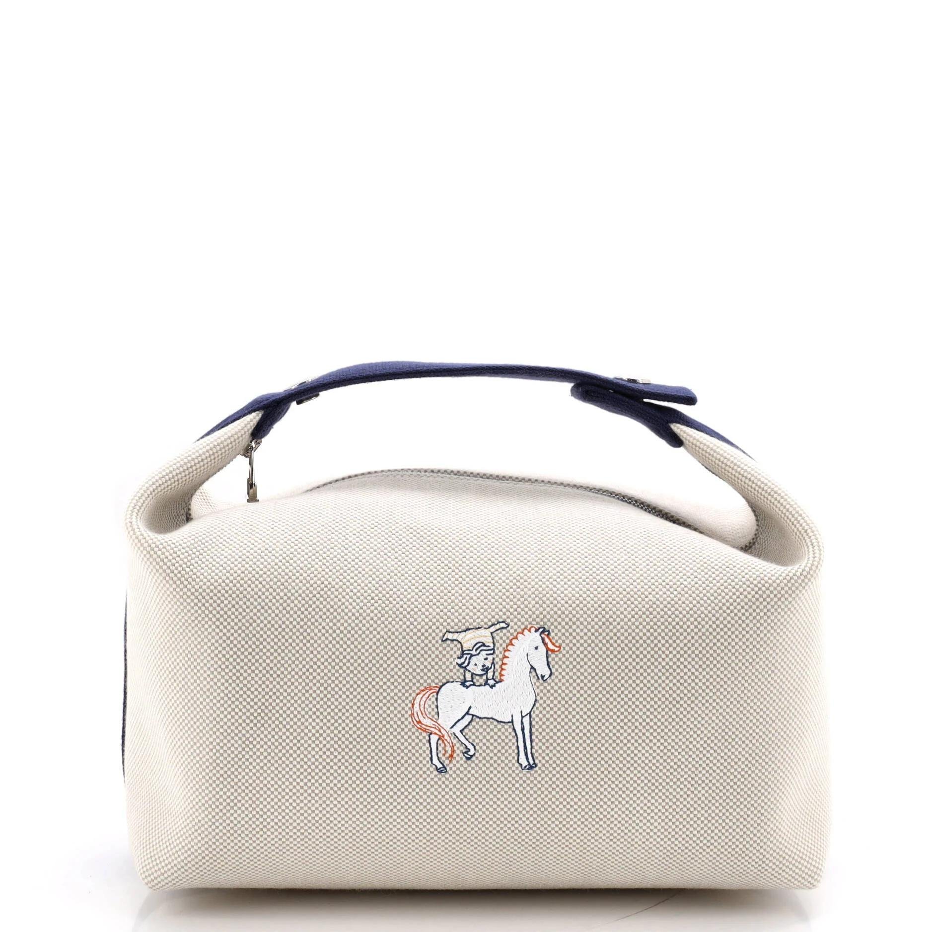 Cloth vanity case
