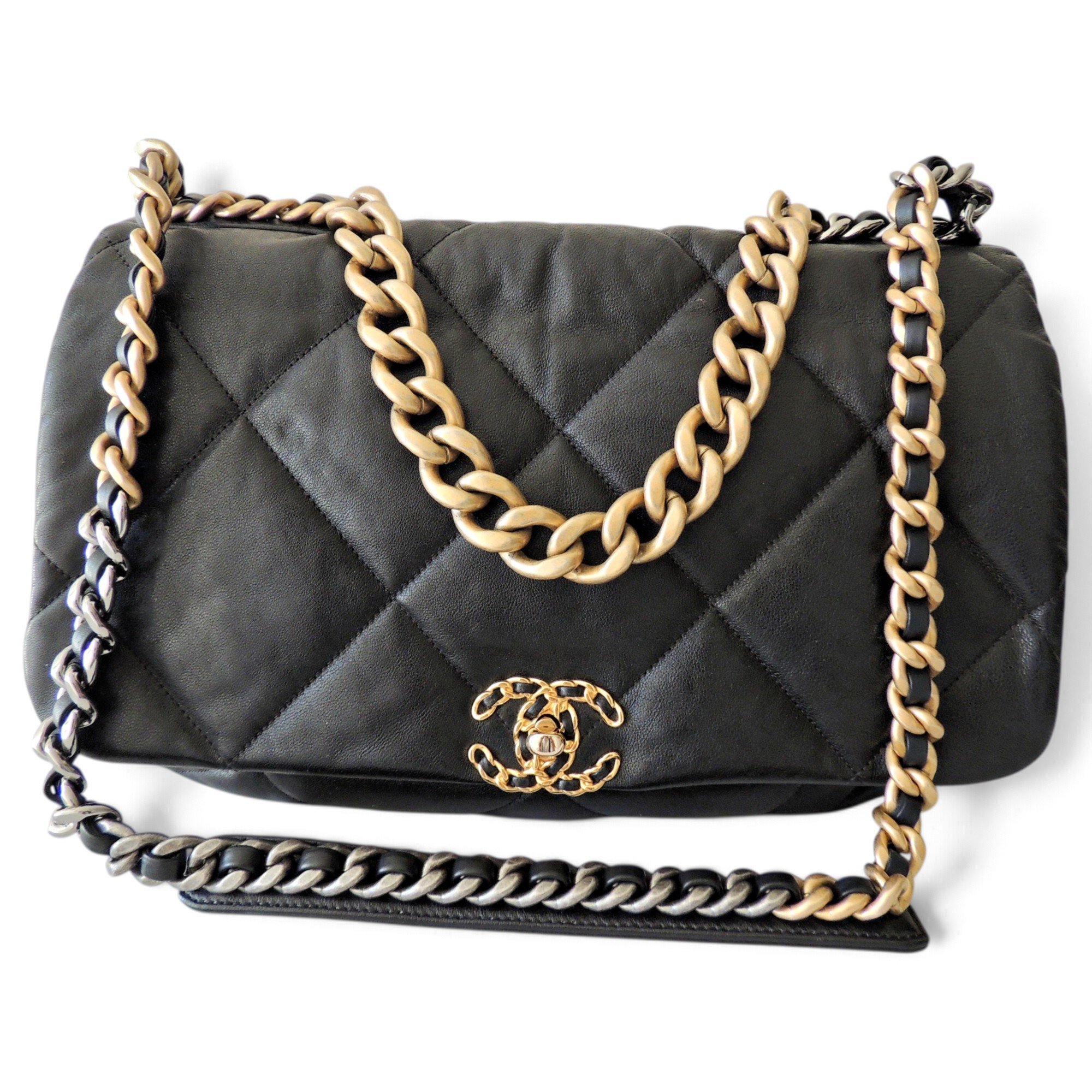 Chanel 19 leather crossbody bag