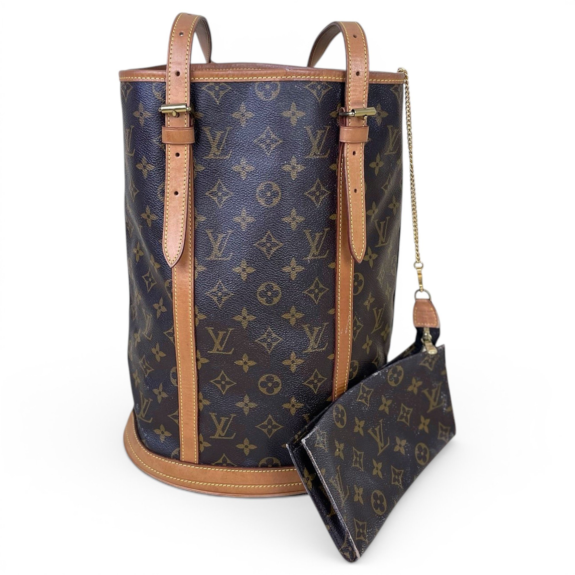 Bucket leather handbag