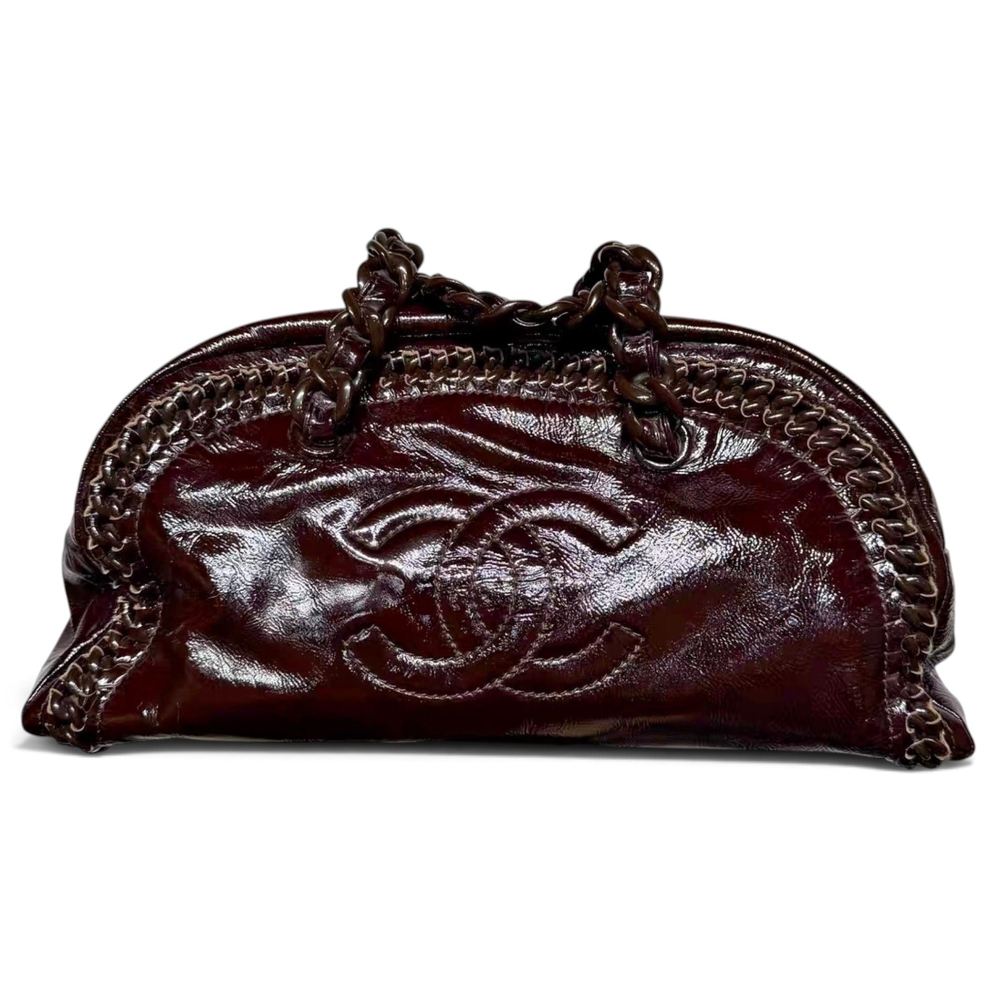 Timeless/Classique patent leather handbag