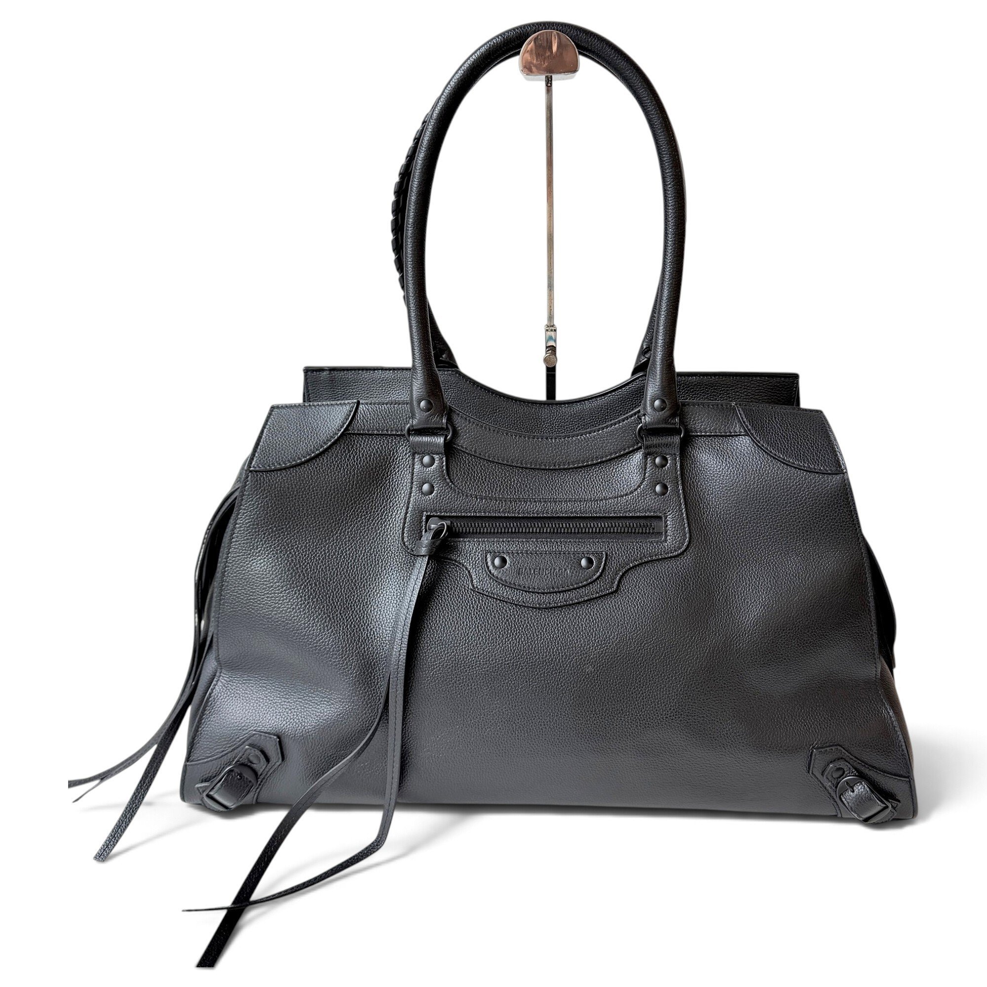 Neo Classic leather handbag