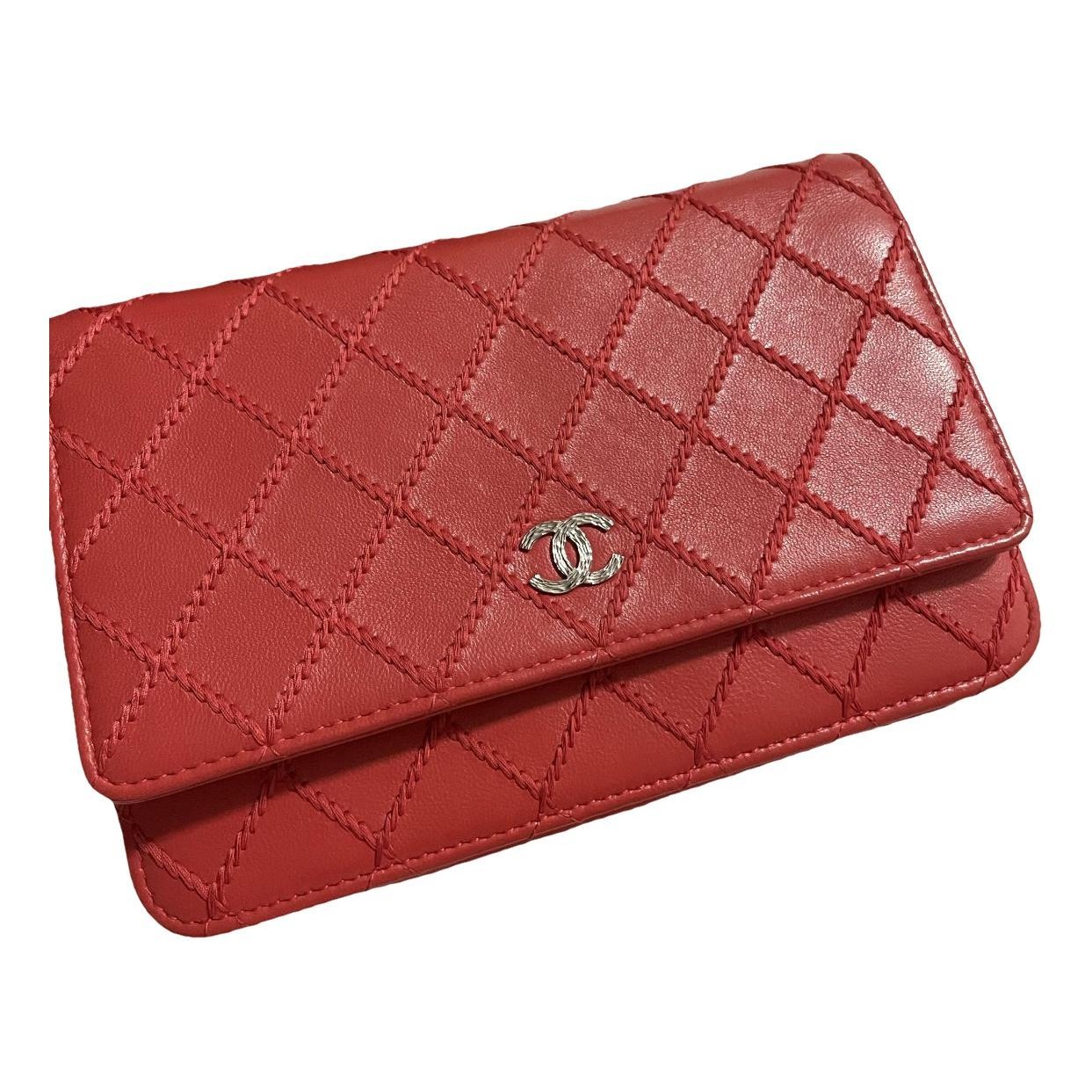 Wallet On Chain Timeless/Classique leather crossbody bag