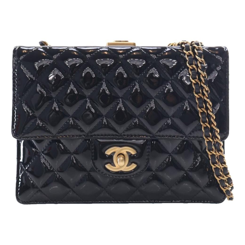 Patent leather handbag