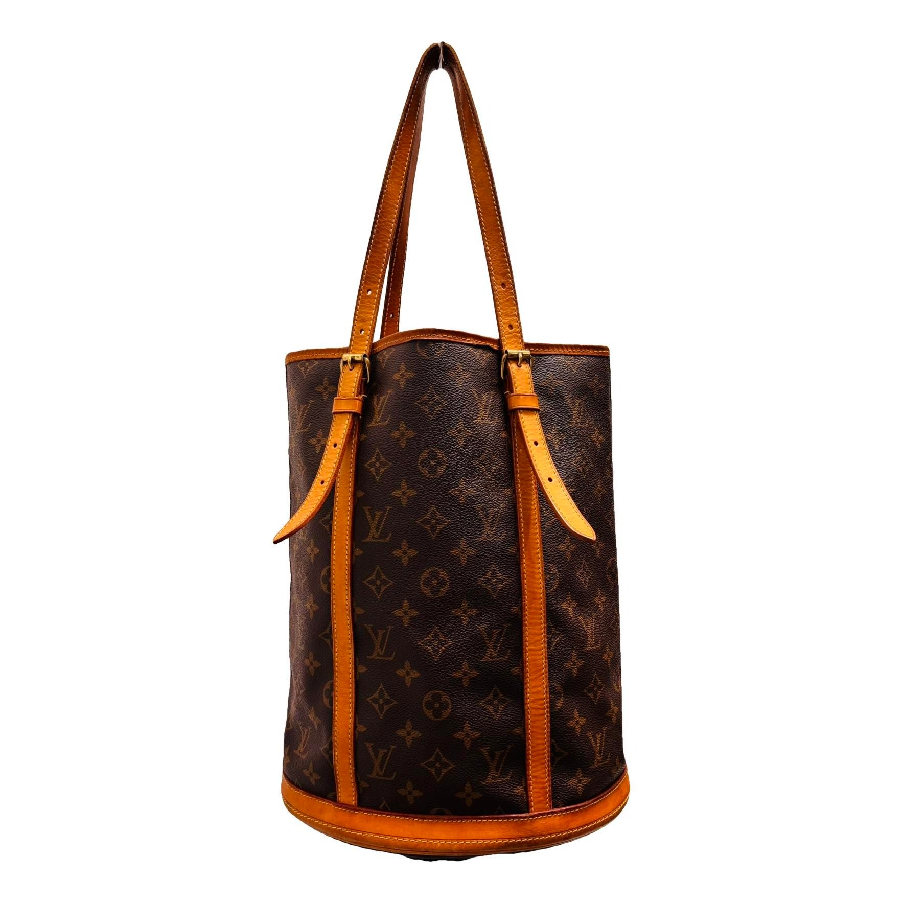 Bucket leather handbag