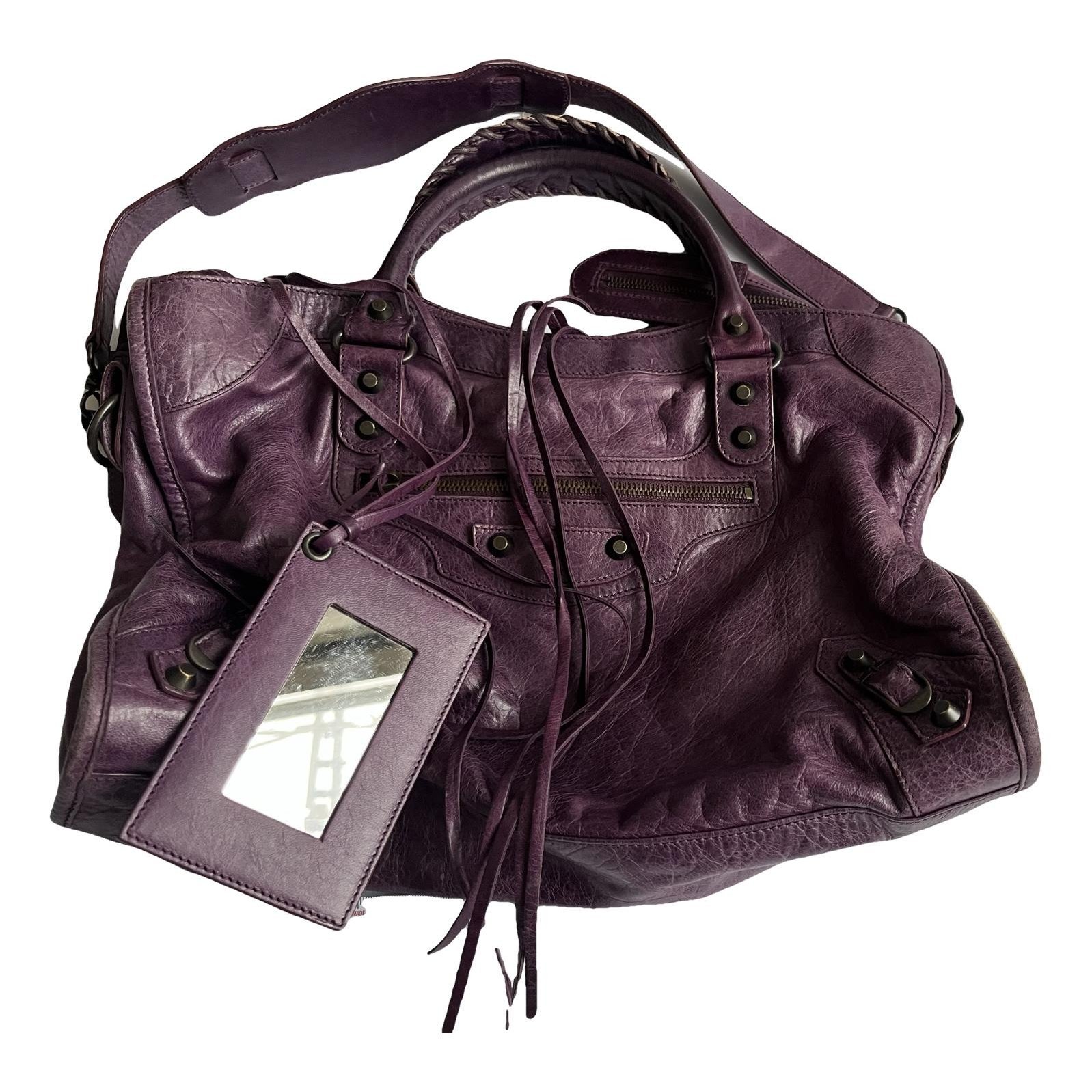 City leather handbag