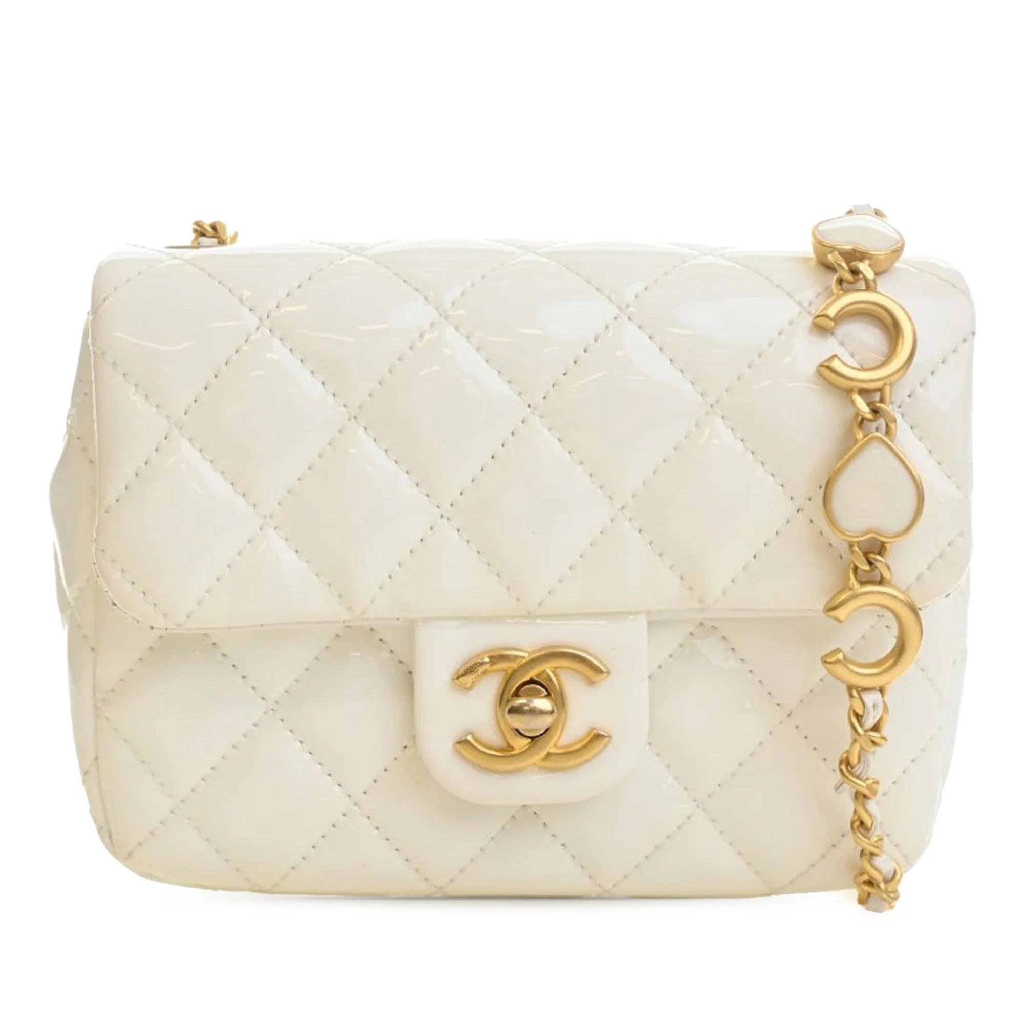 Timeless/Classique patent leather crossbody bag