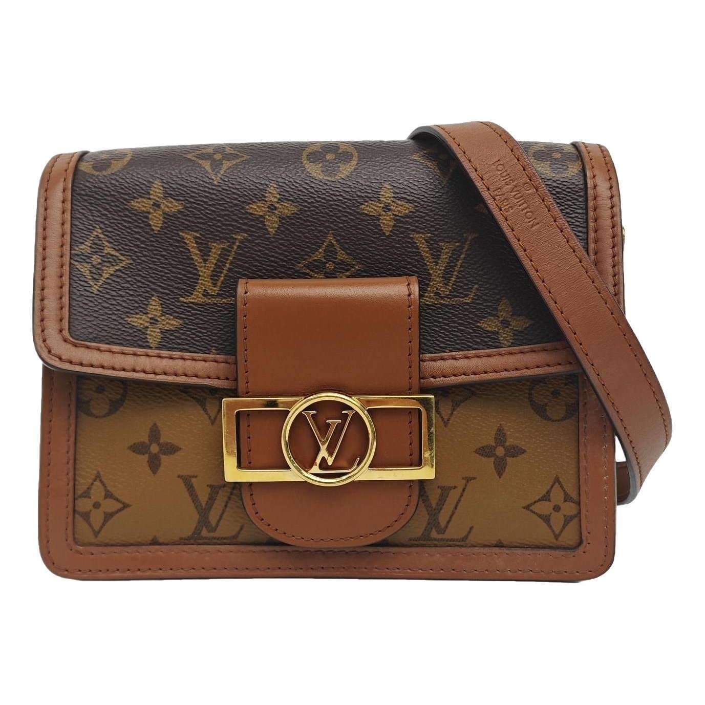 Dauphine leather handbag