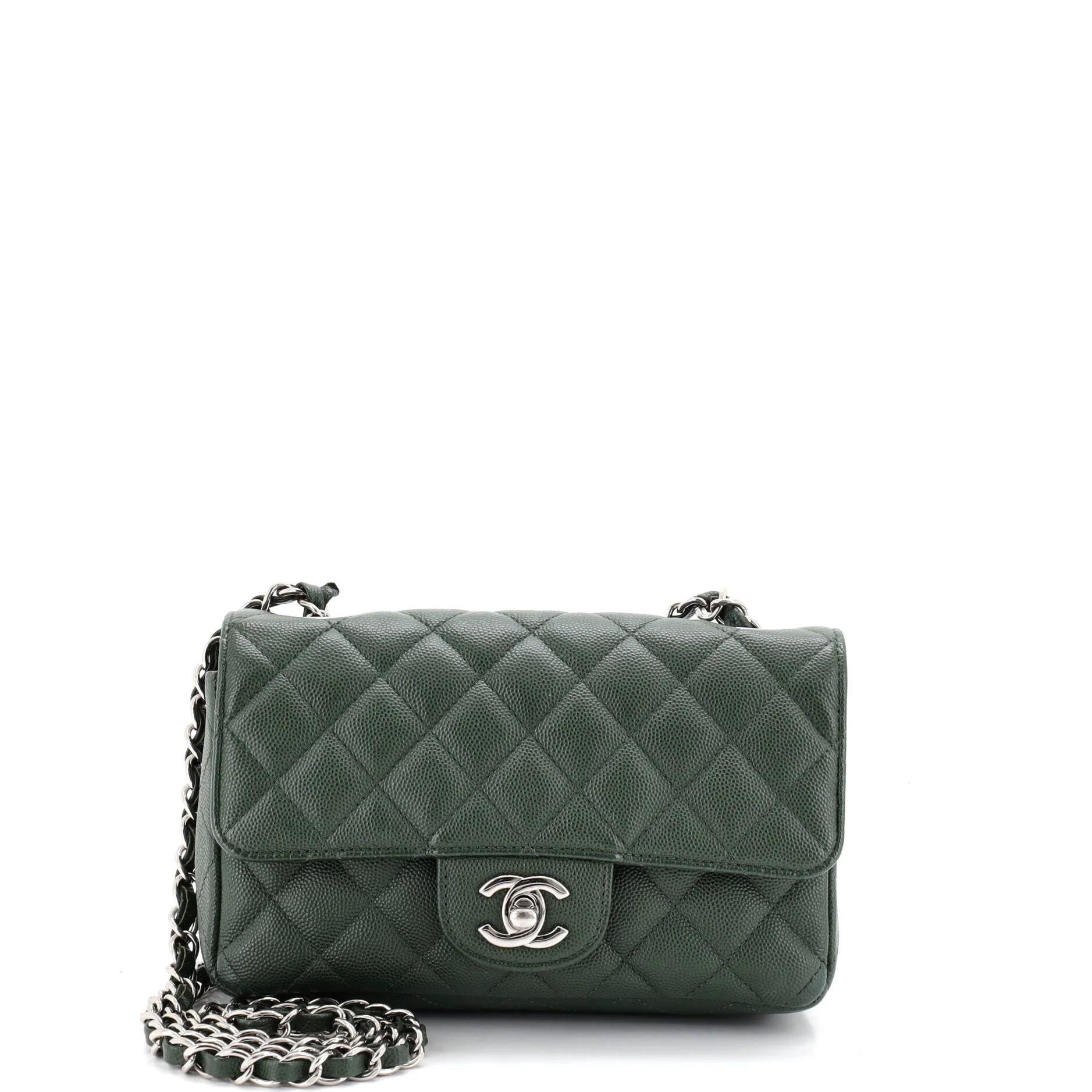 Chanel Timeless/Classique leather crossbody bag