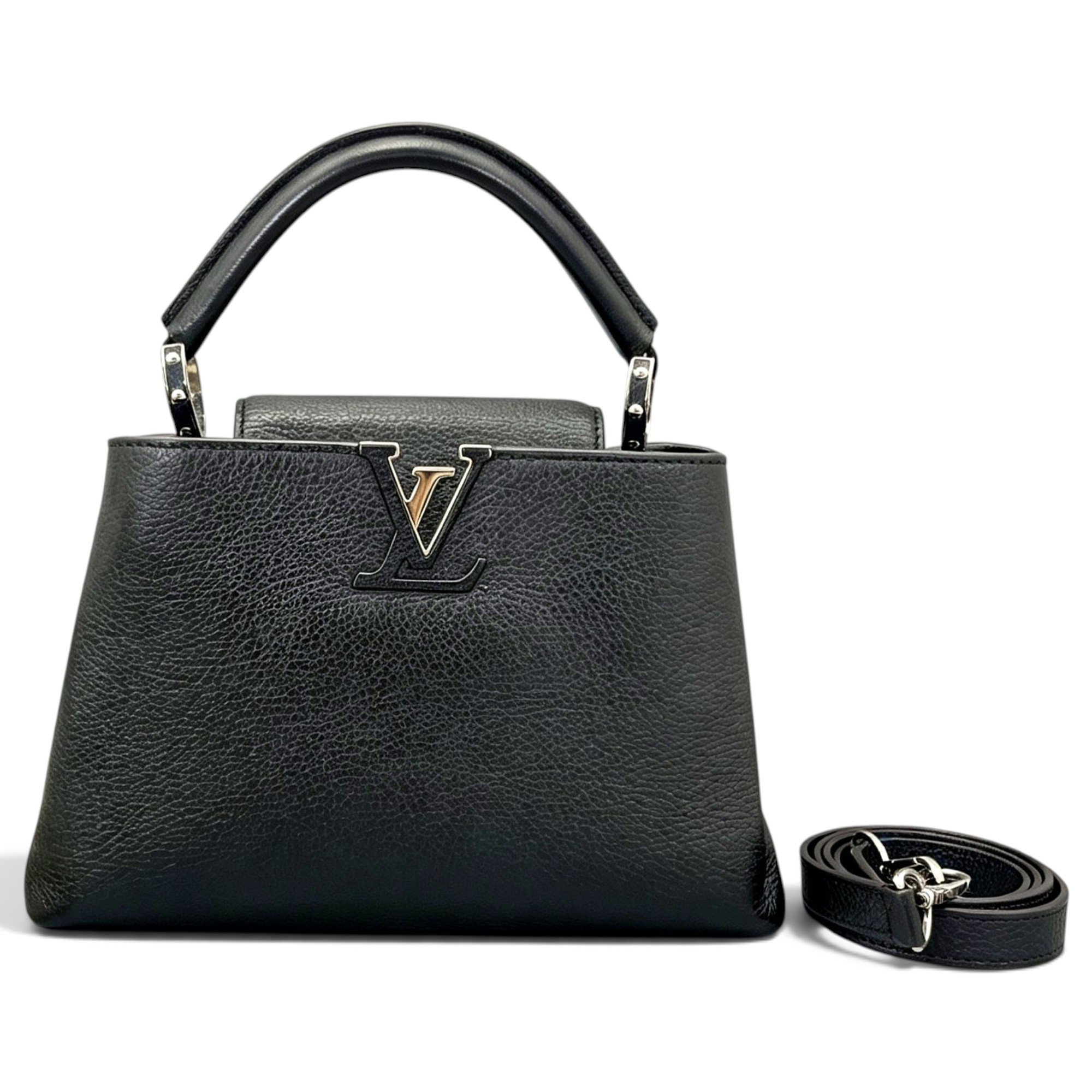 Capucines leather handbag