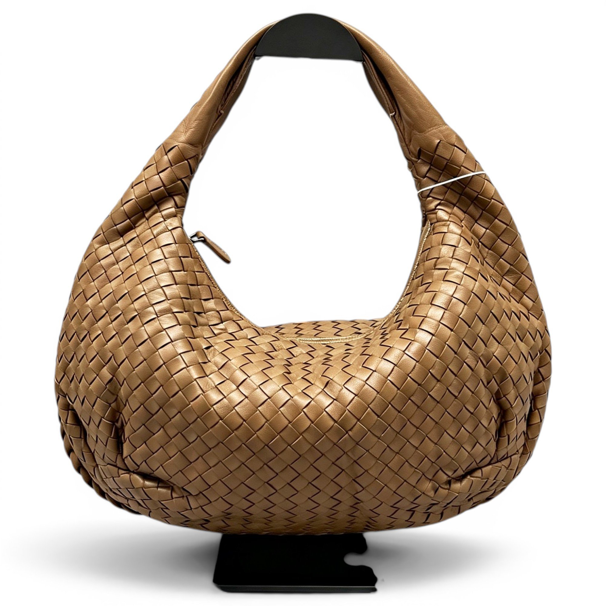 Veneta leather handbag
