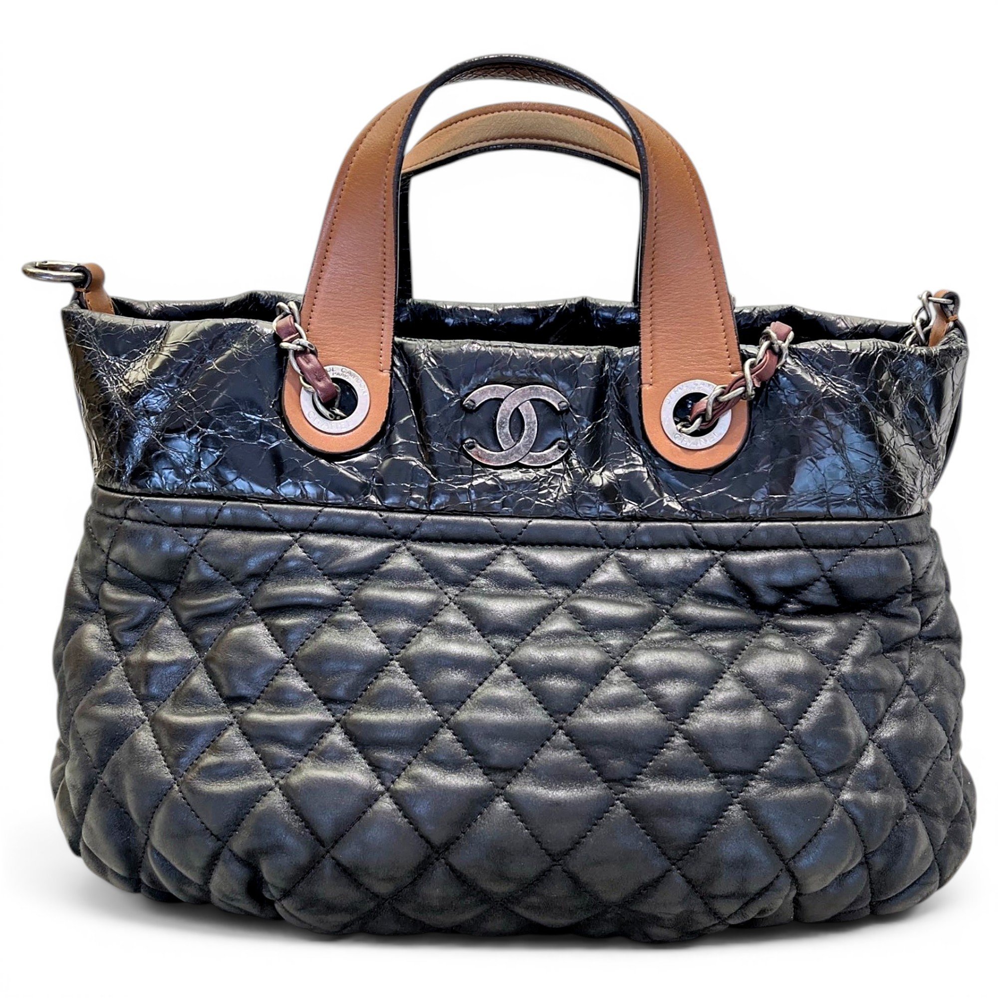Executive leather tote