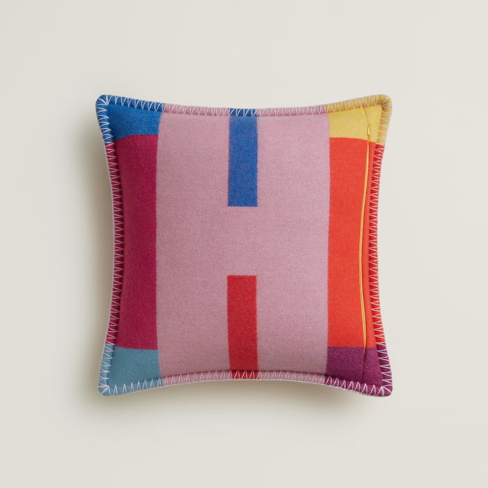 Rose Azalée H Gourmand Pillow