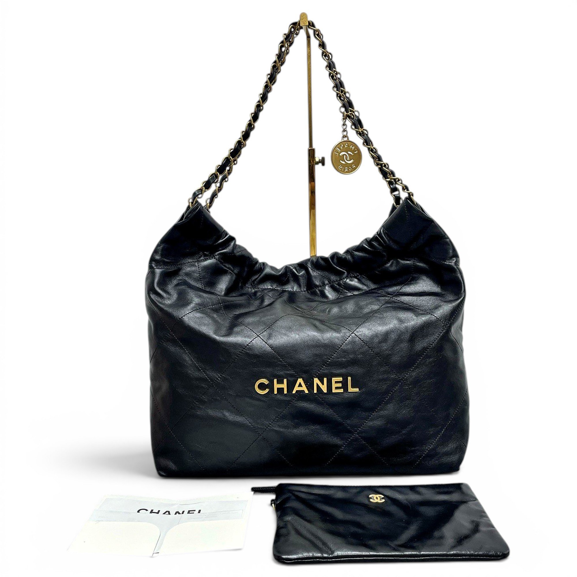 Chanel 22 leather handbag