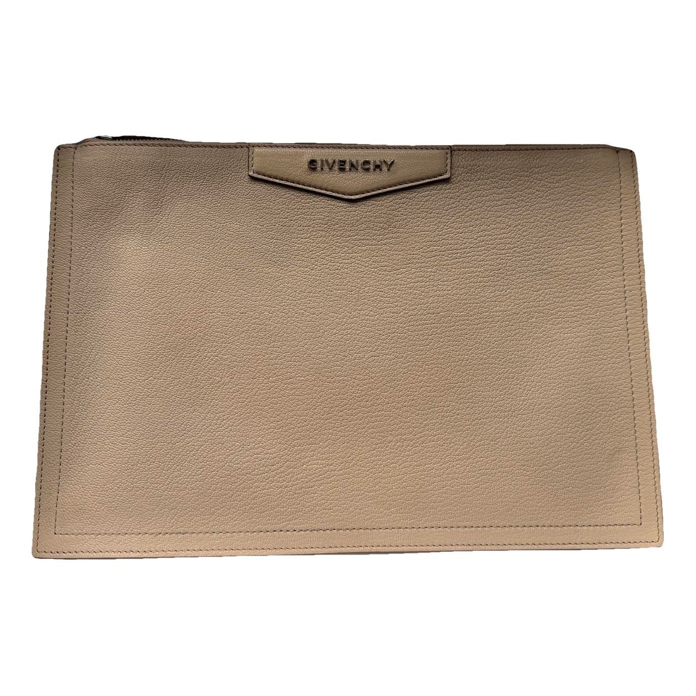 Givenchy Antigona leather clutch bag
