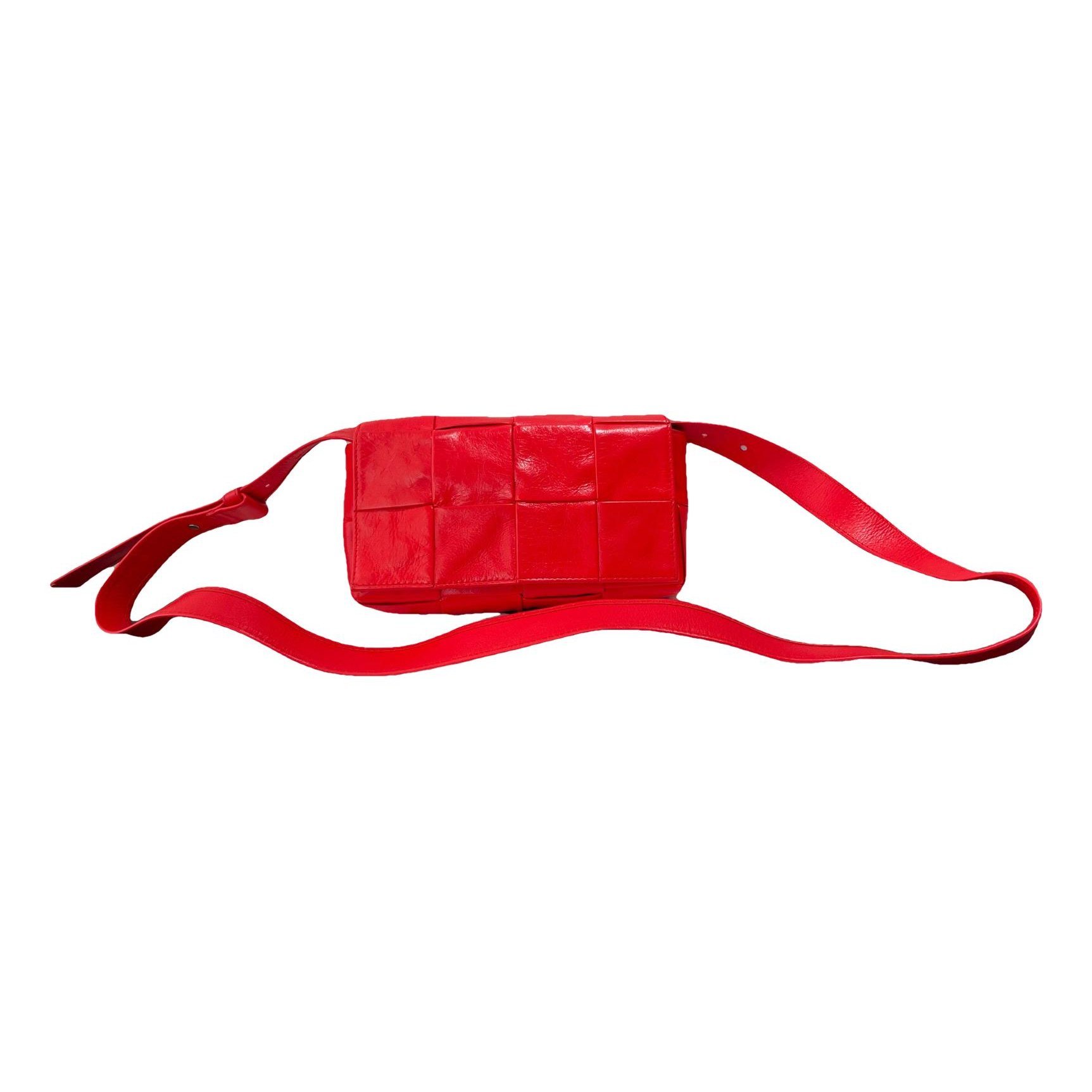 Cassette leather crossbody bag