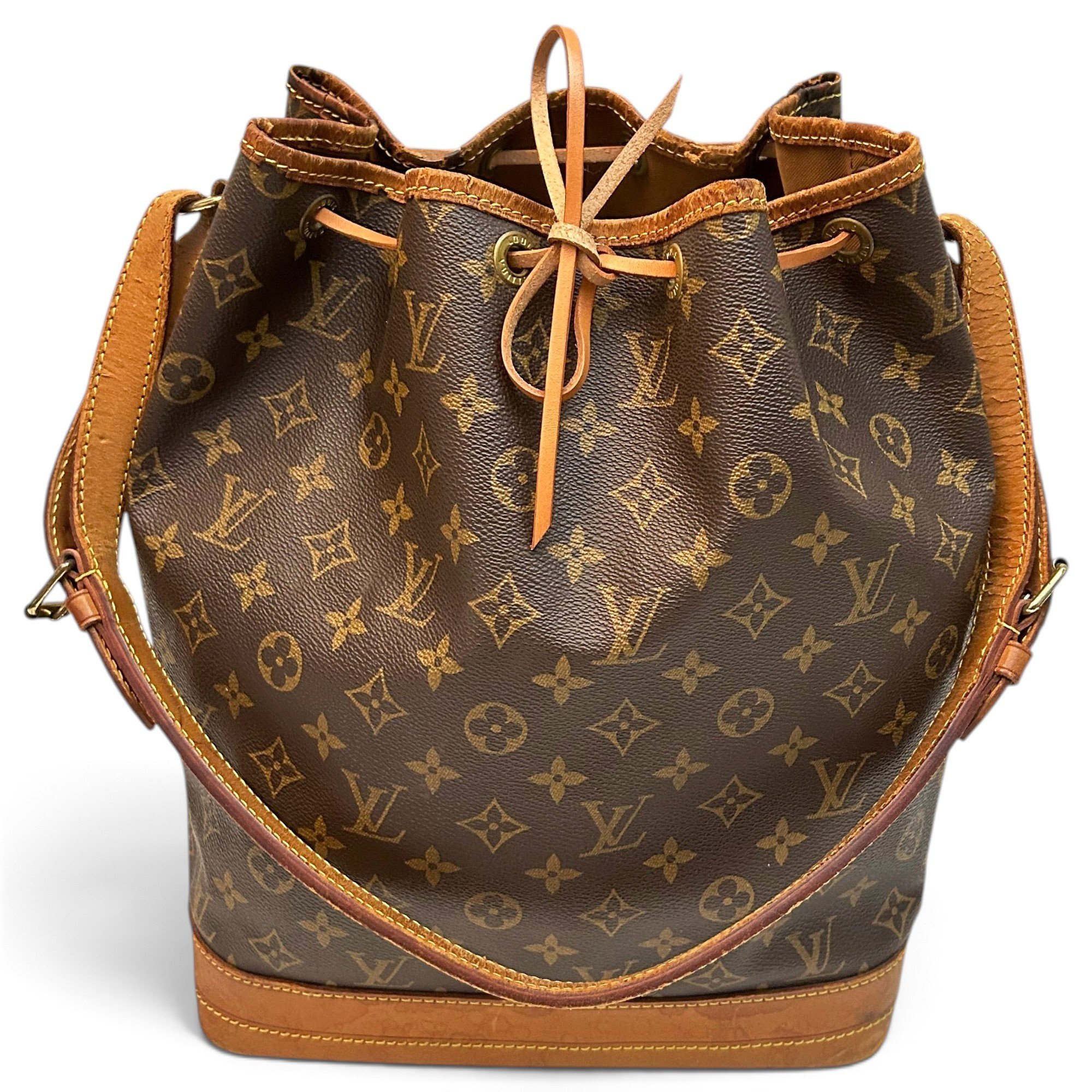 Noé leather handbag