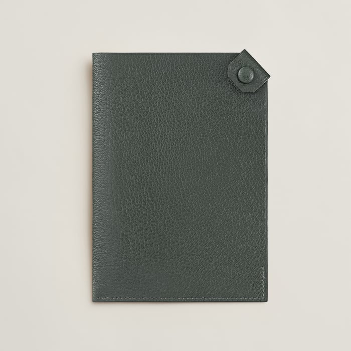 Vert Mangrove Tarmac Passport Holder