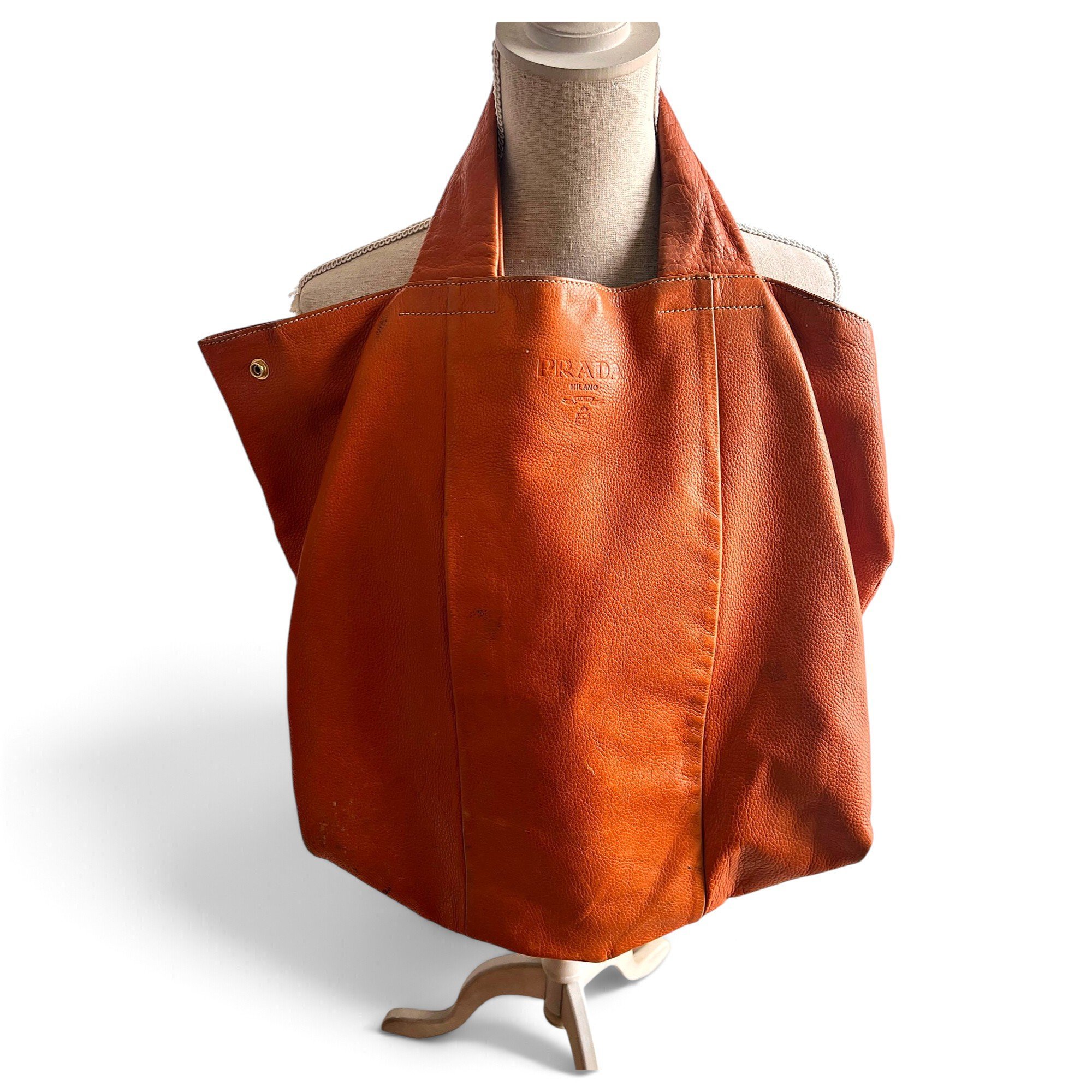 Leather tote