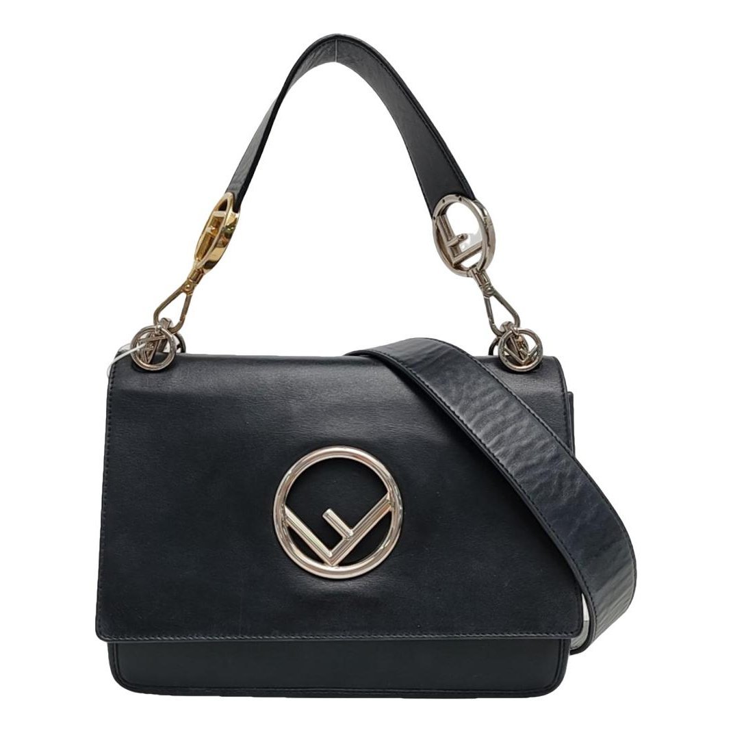 Kan I Logo leather handbag