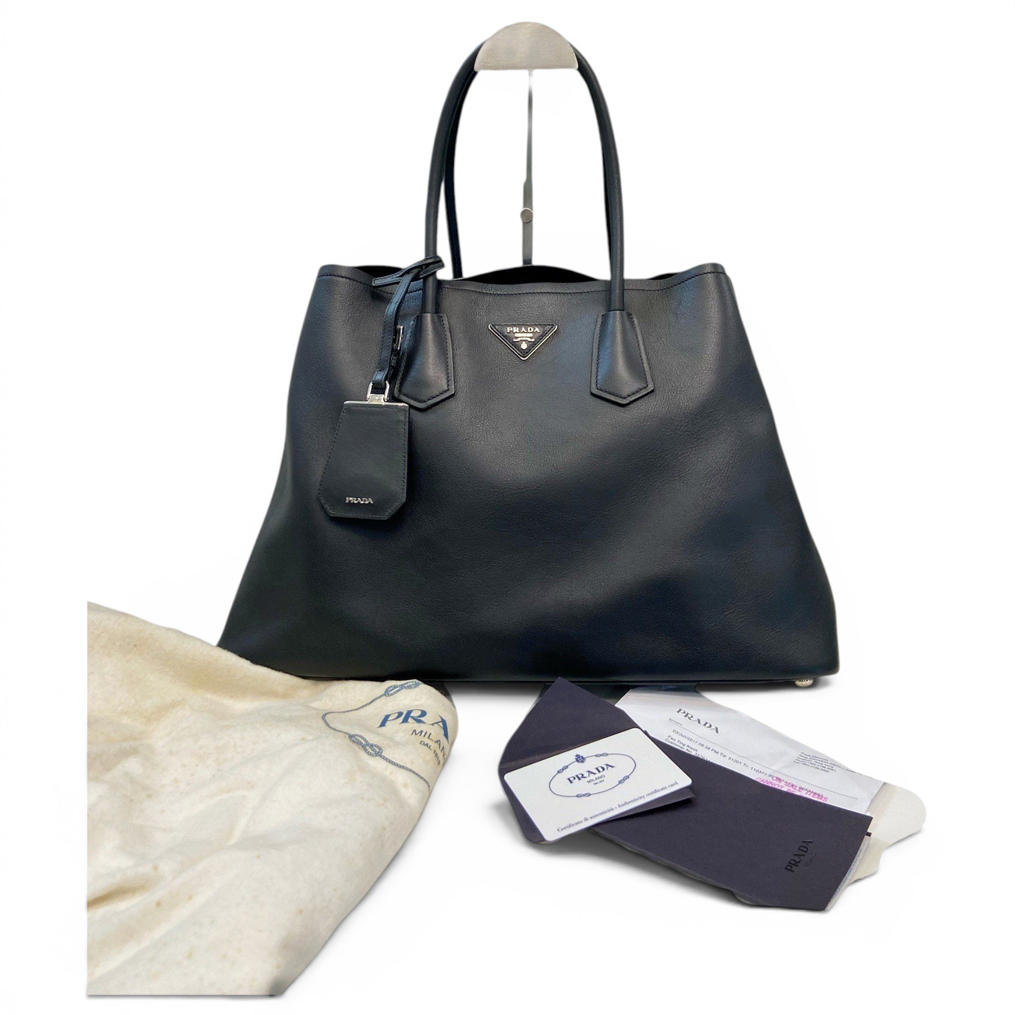 Double leather handbag