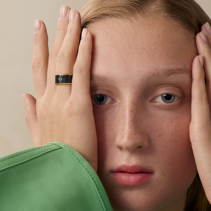 Noir Uni Ring, Medium Model